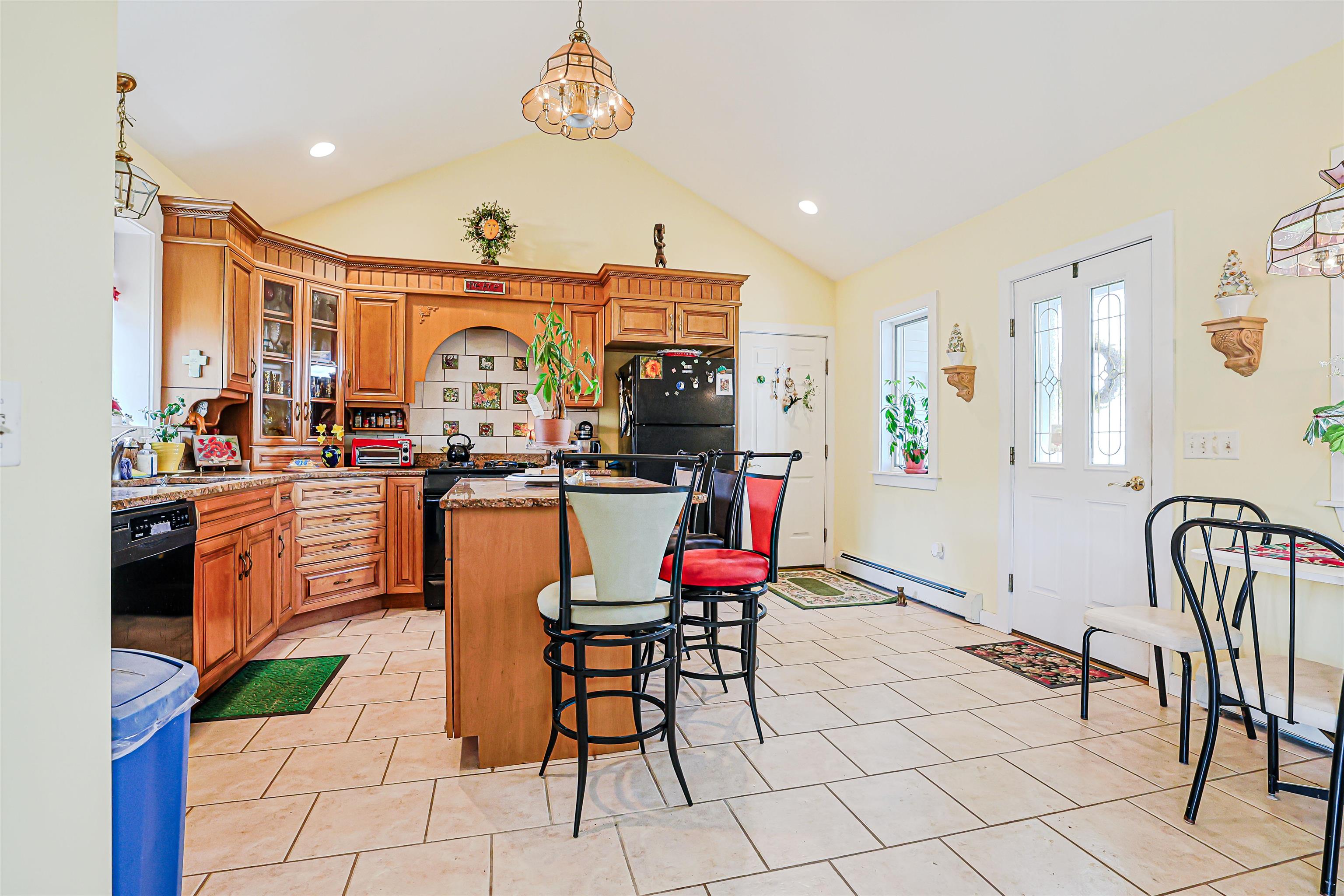 267 Kearsarge Mountain Rd, Wilmot, NH 03287