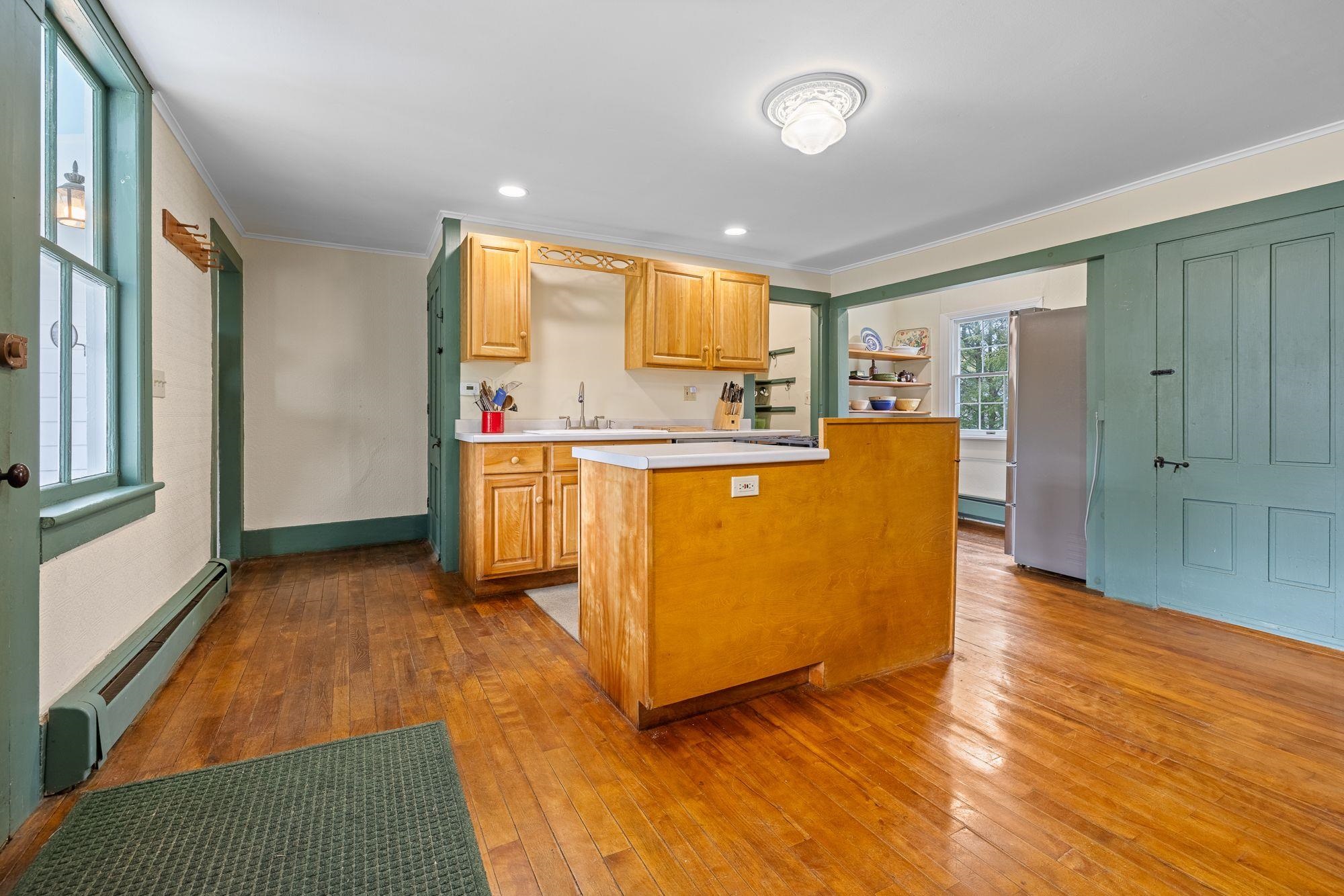 136 Route 10 , Piermont, NH 03779