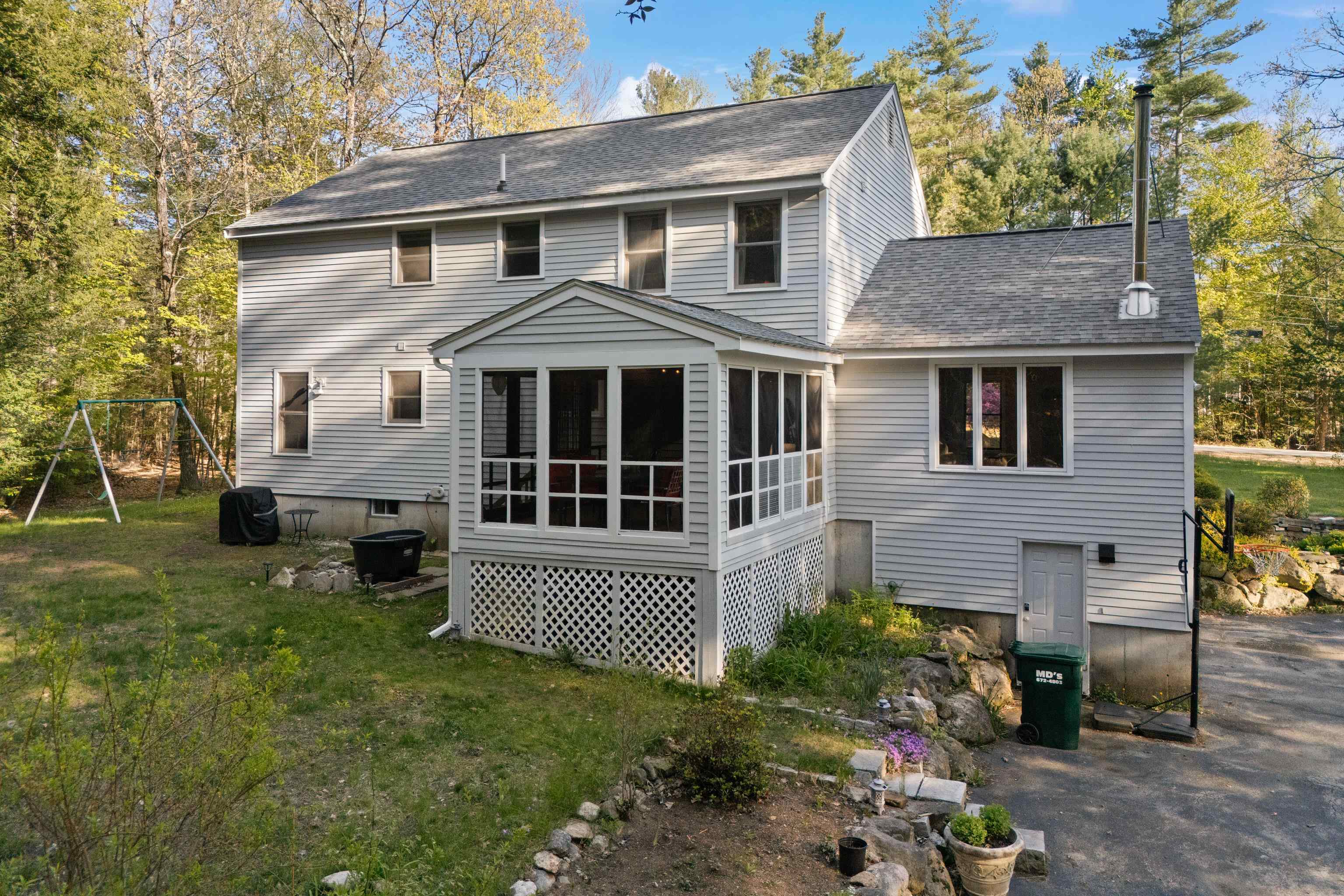 2 Wildwood Dr, Brookline, NH 03033