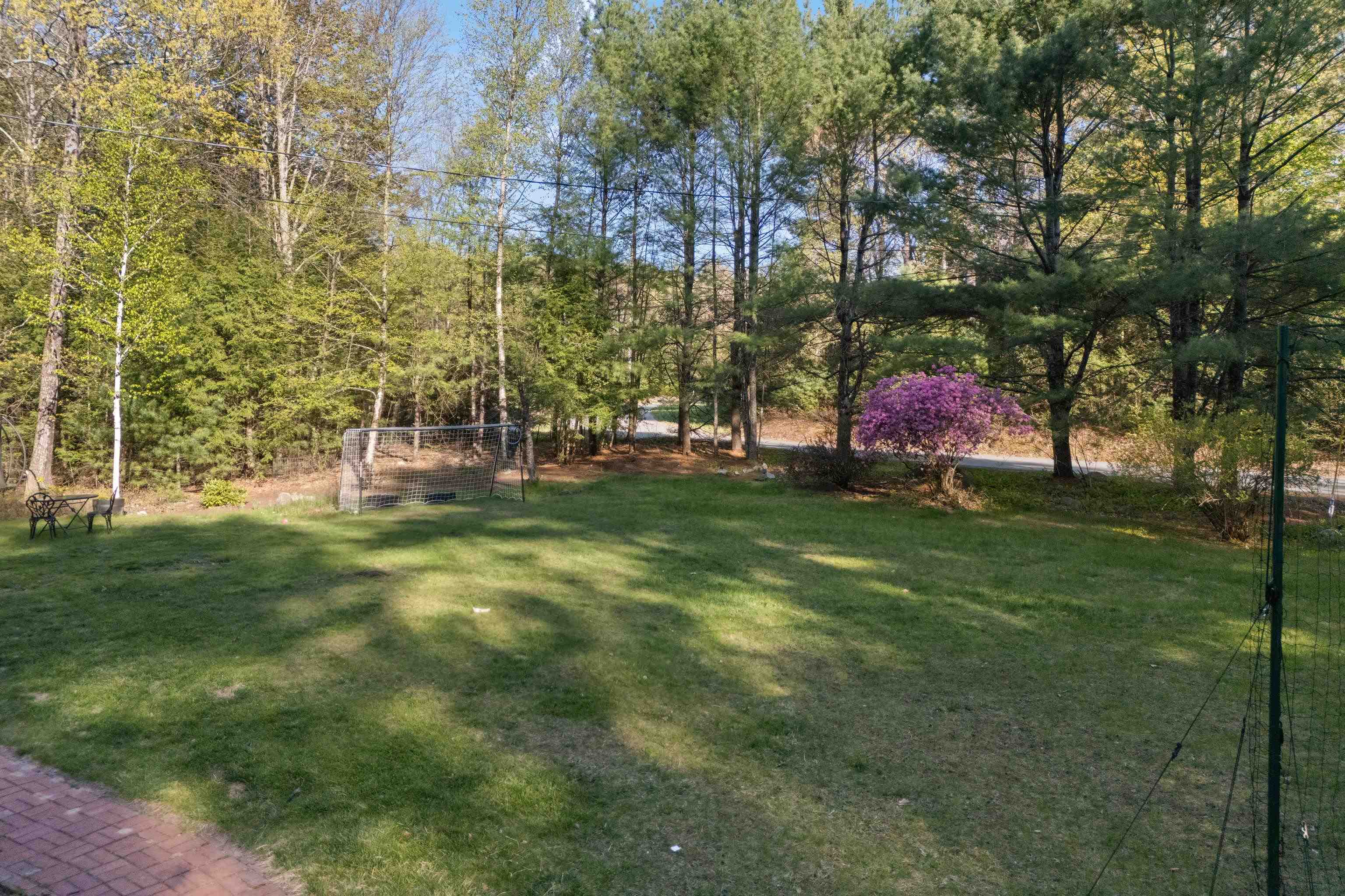 2 Wildwood Dr, Brookline, NH 03033