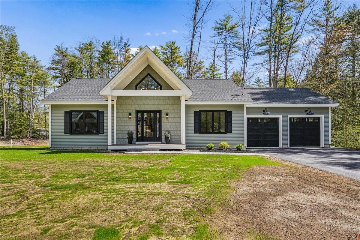 24 Smoke Rise Rd, New Hampton, NH 03256