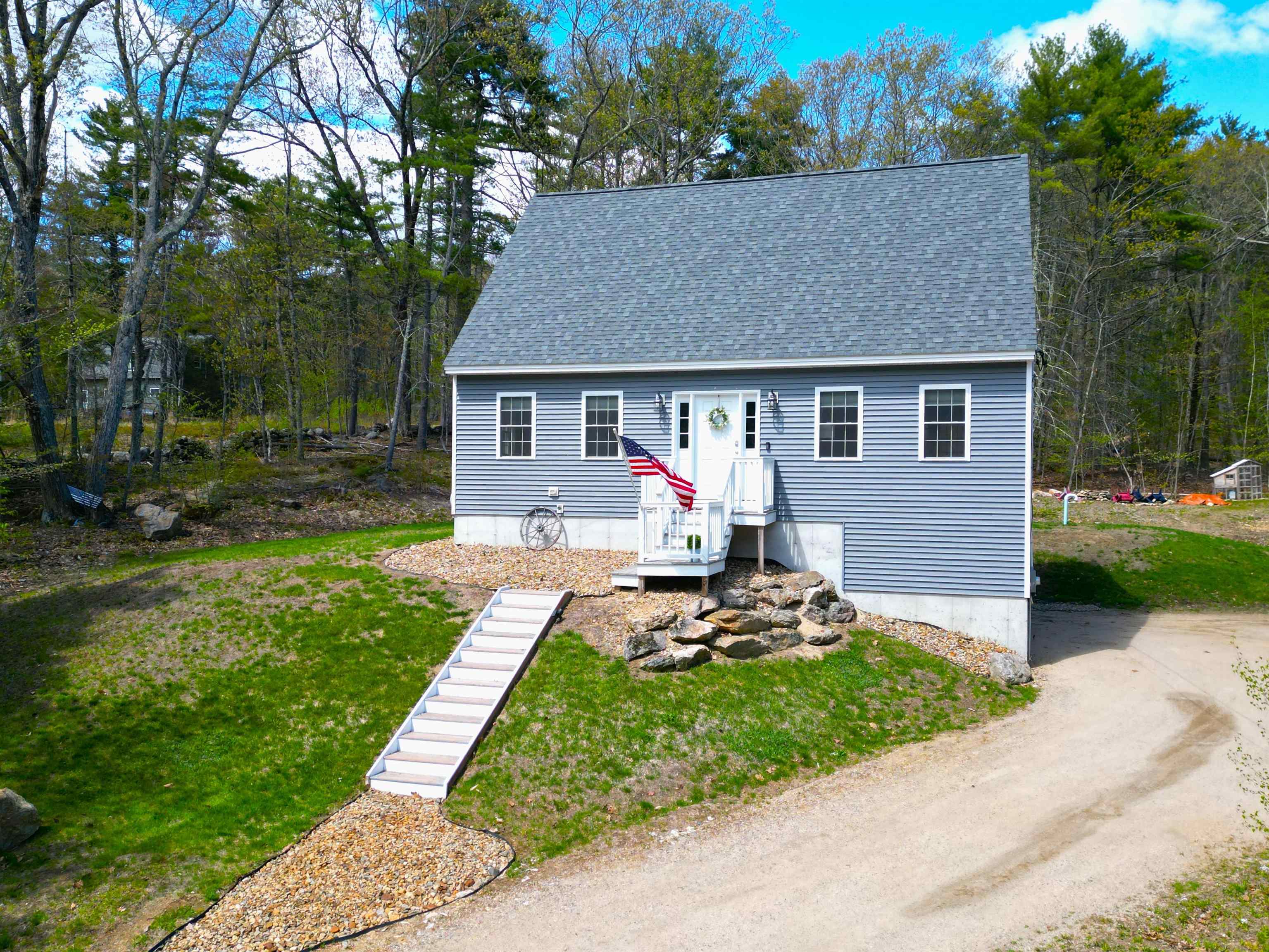 80 Silver St, Milton, NH 03851