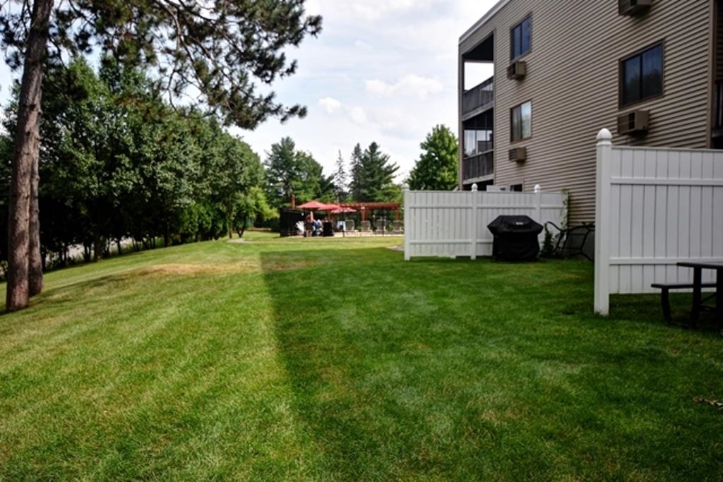 41 Treetop Cir, Laconia, NH 03246