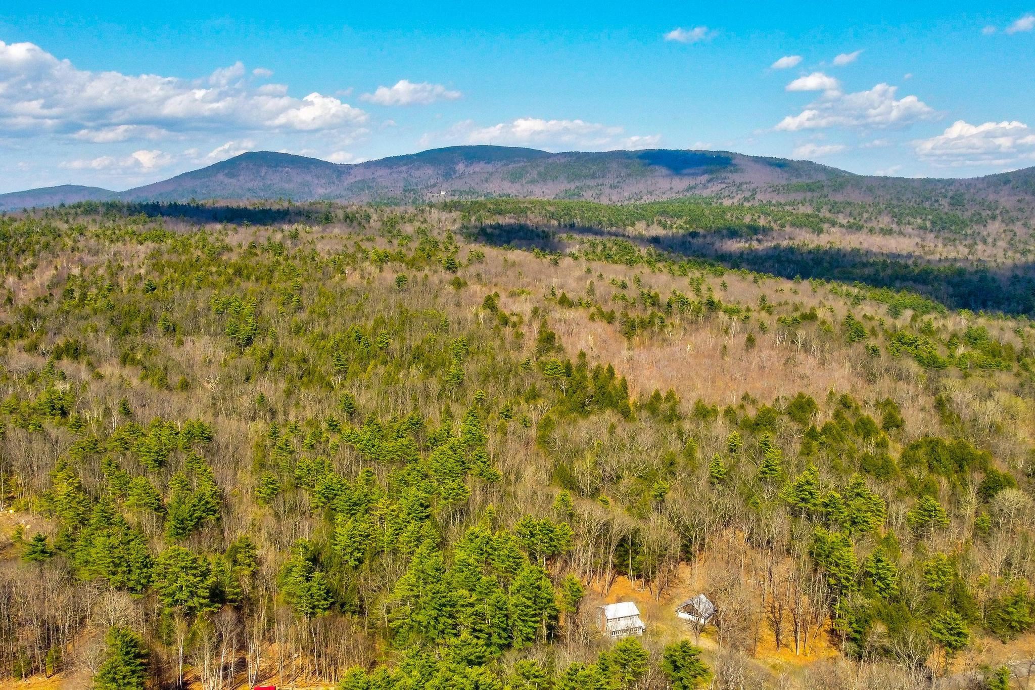207 Durrell Mountain Rd, Belmont, NH 03220