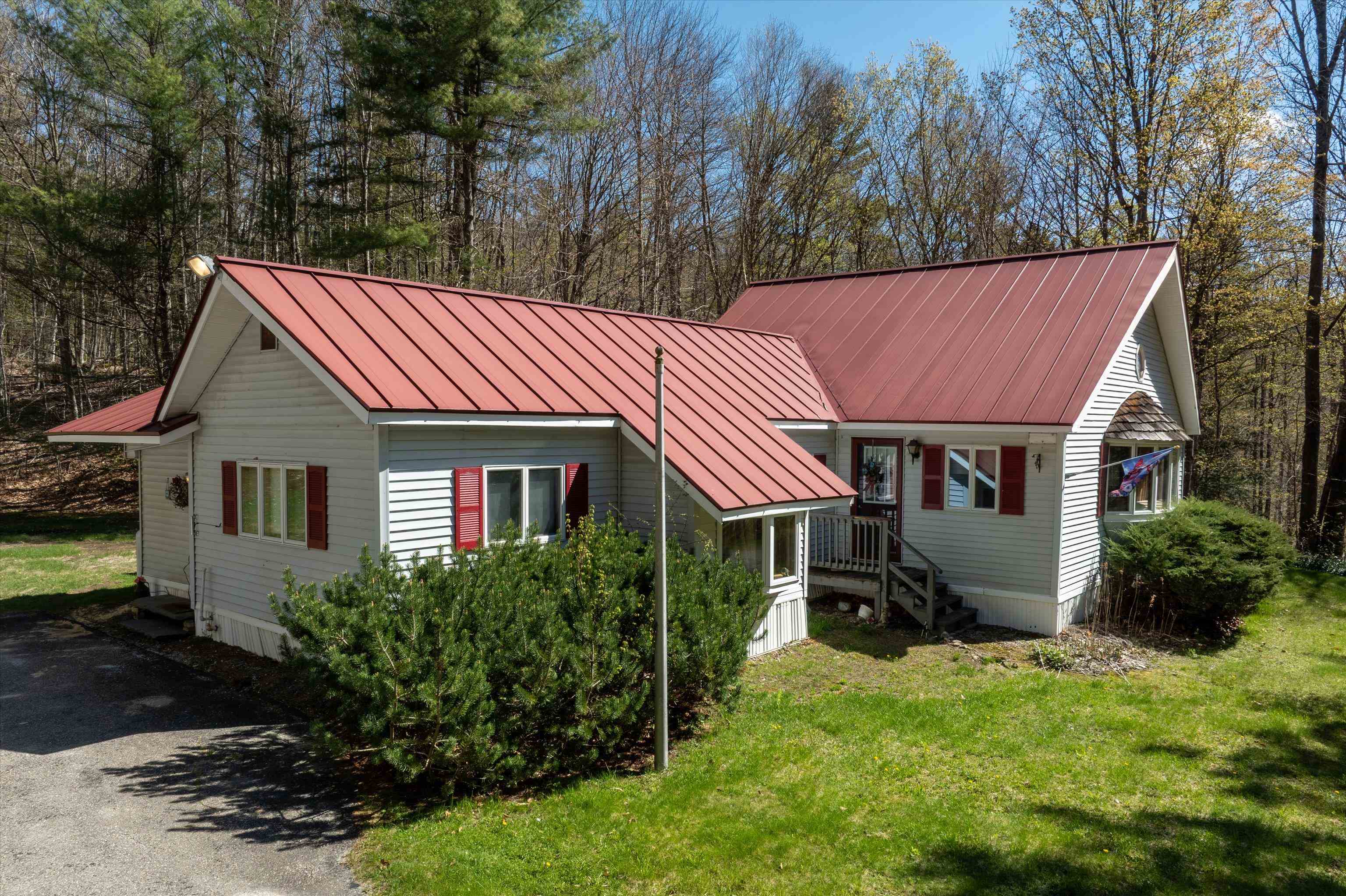 Standing Seam Metal Roof 25249955