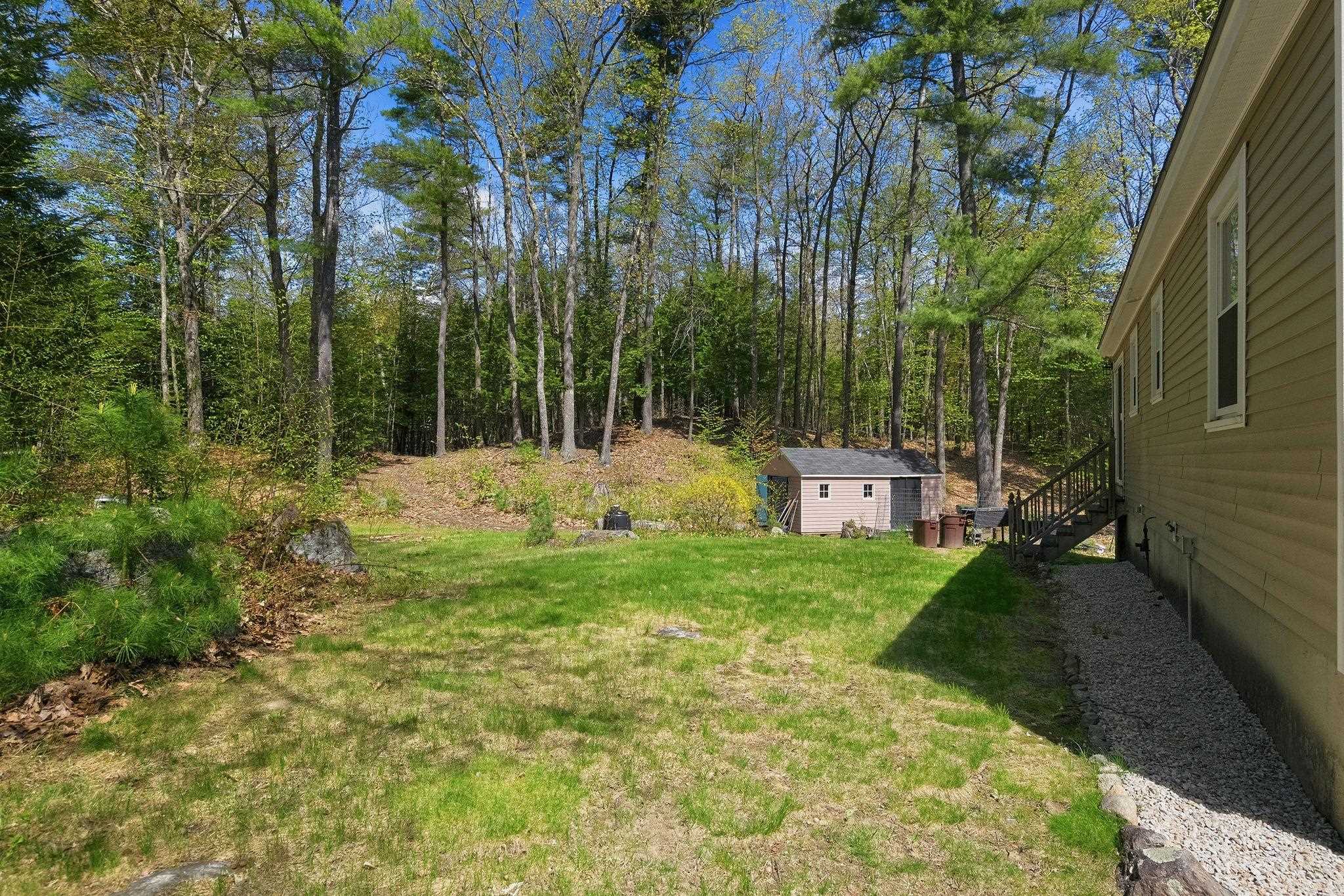 8 Rosewood Dr, Bow, NH 03304