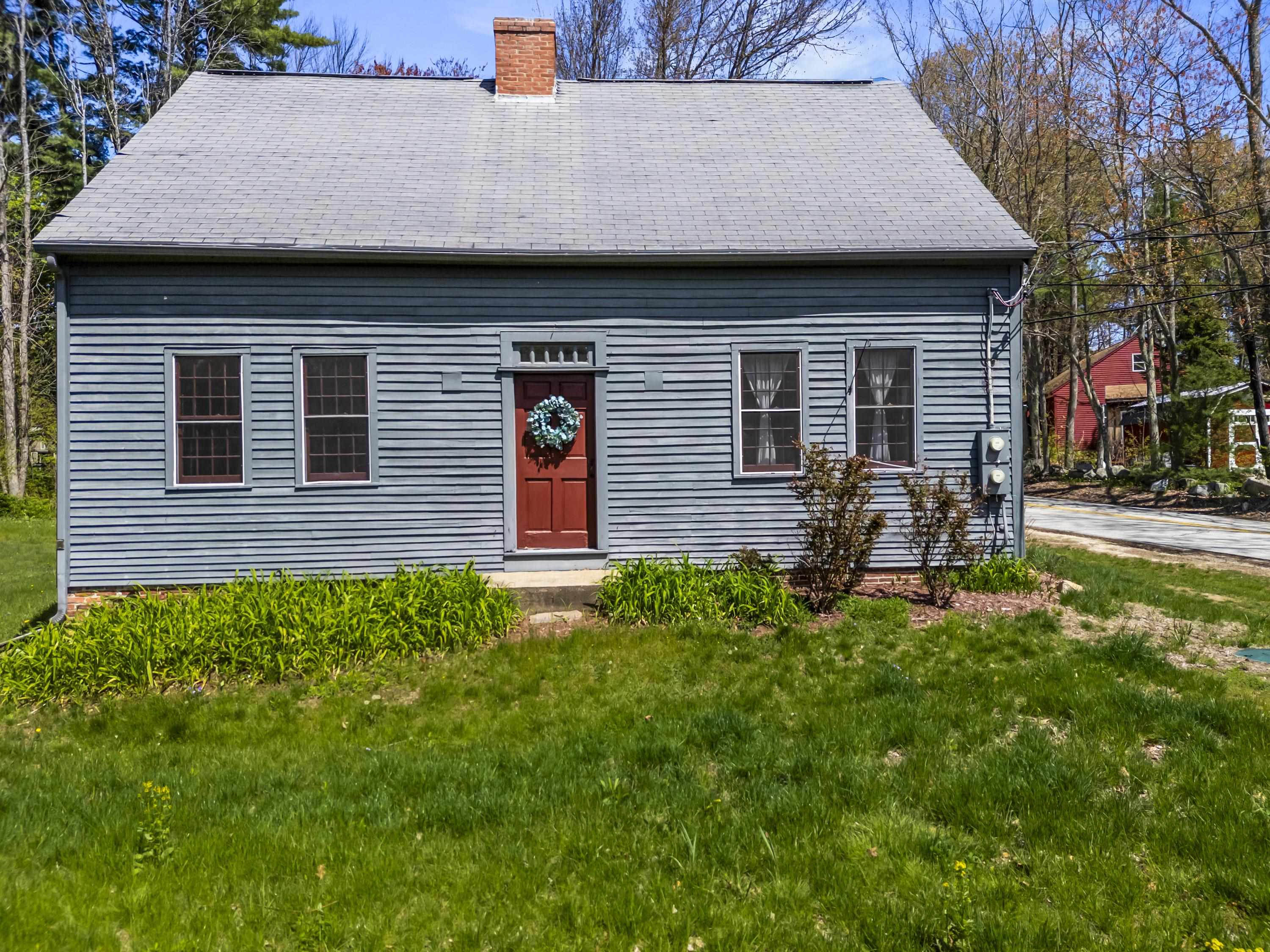 2 Otis Rd, Somersworth, NH 03878