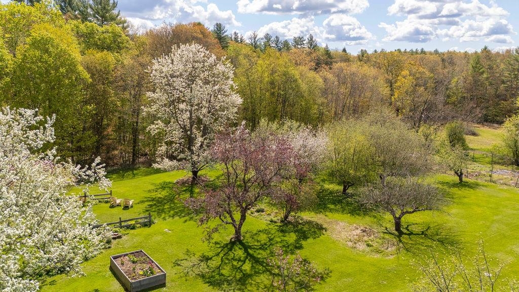 1459 South Rd, Hopkinton, NH 03229