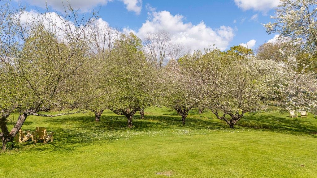 1459 South Rd, Hopkinton, NH 03229