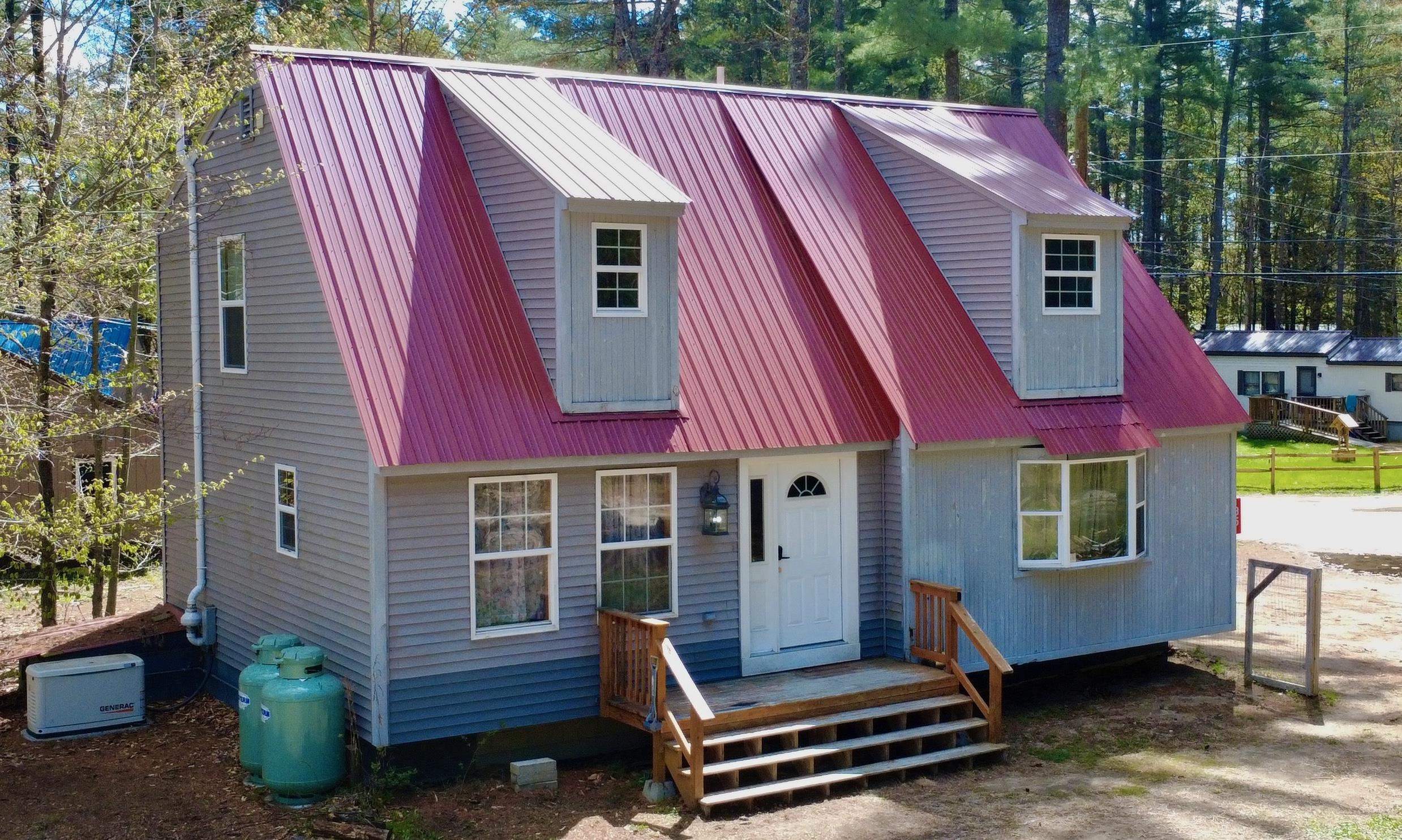 85 Elliott Ln, Tamworth, NH 03886