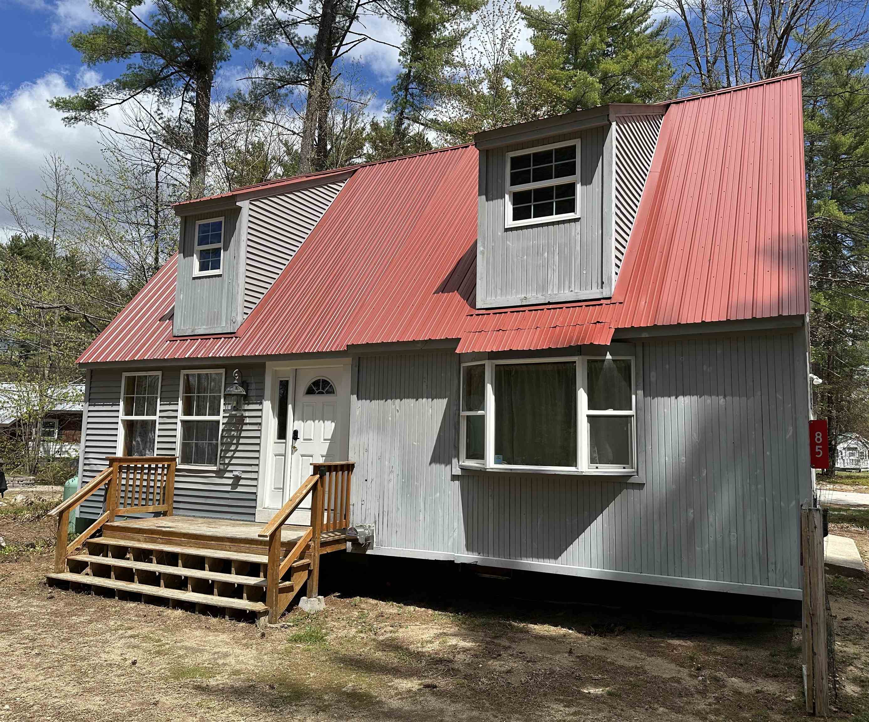 85 Elliott Ln, Tamworth, NH 03886