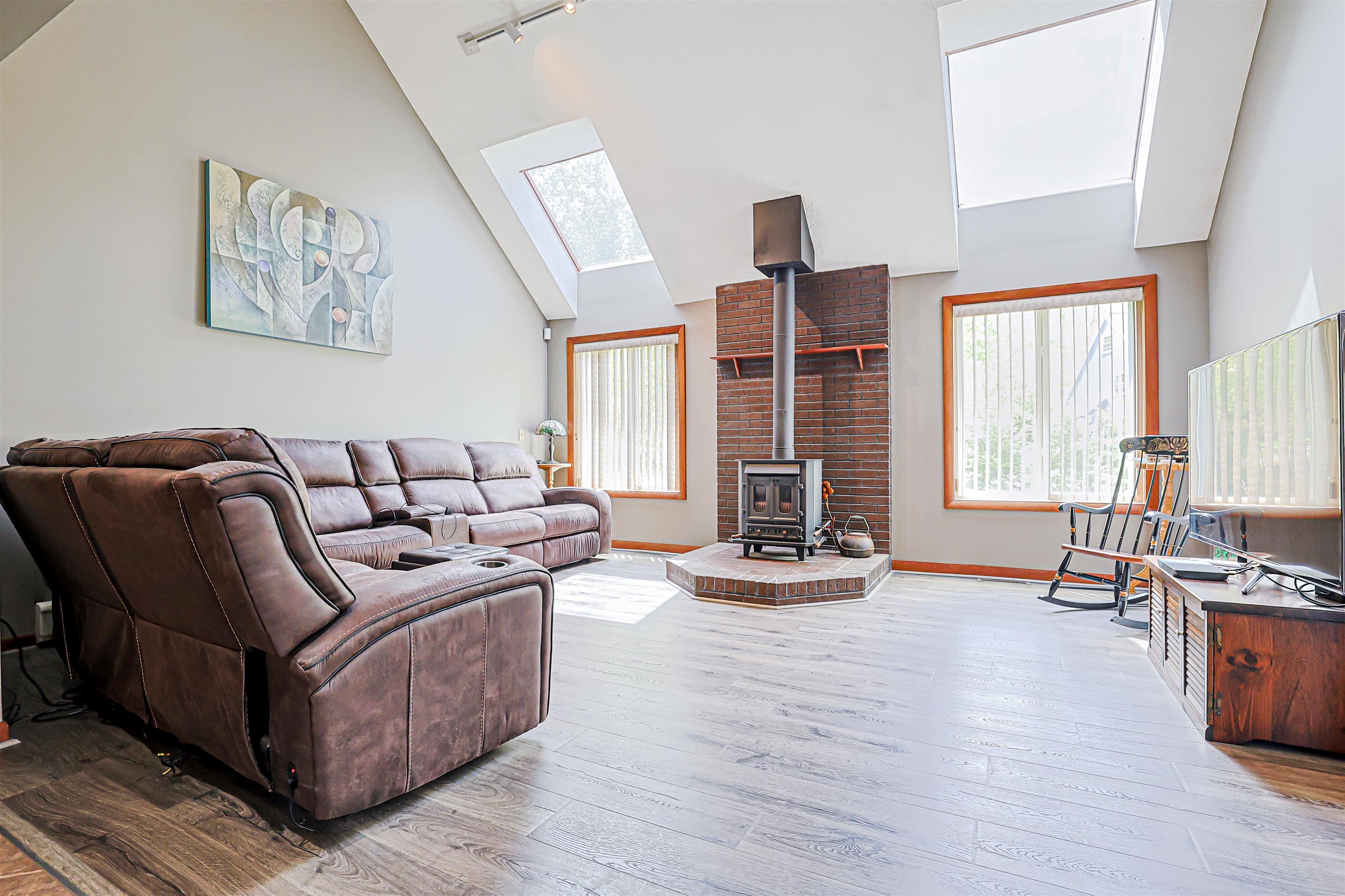 146 Wheel Wright Rd, Hampstead, NH 03841