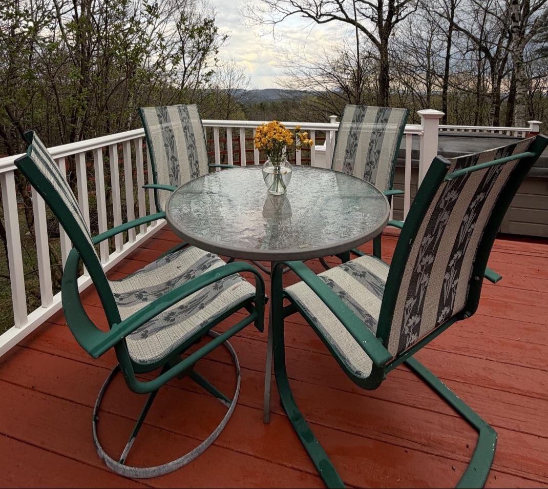224 Walker Rd, Grantham, NH 03753