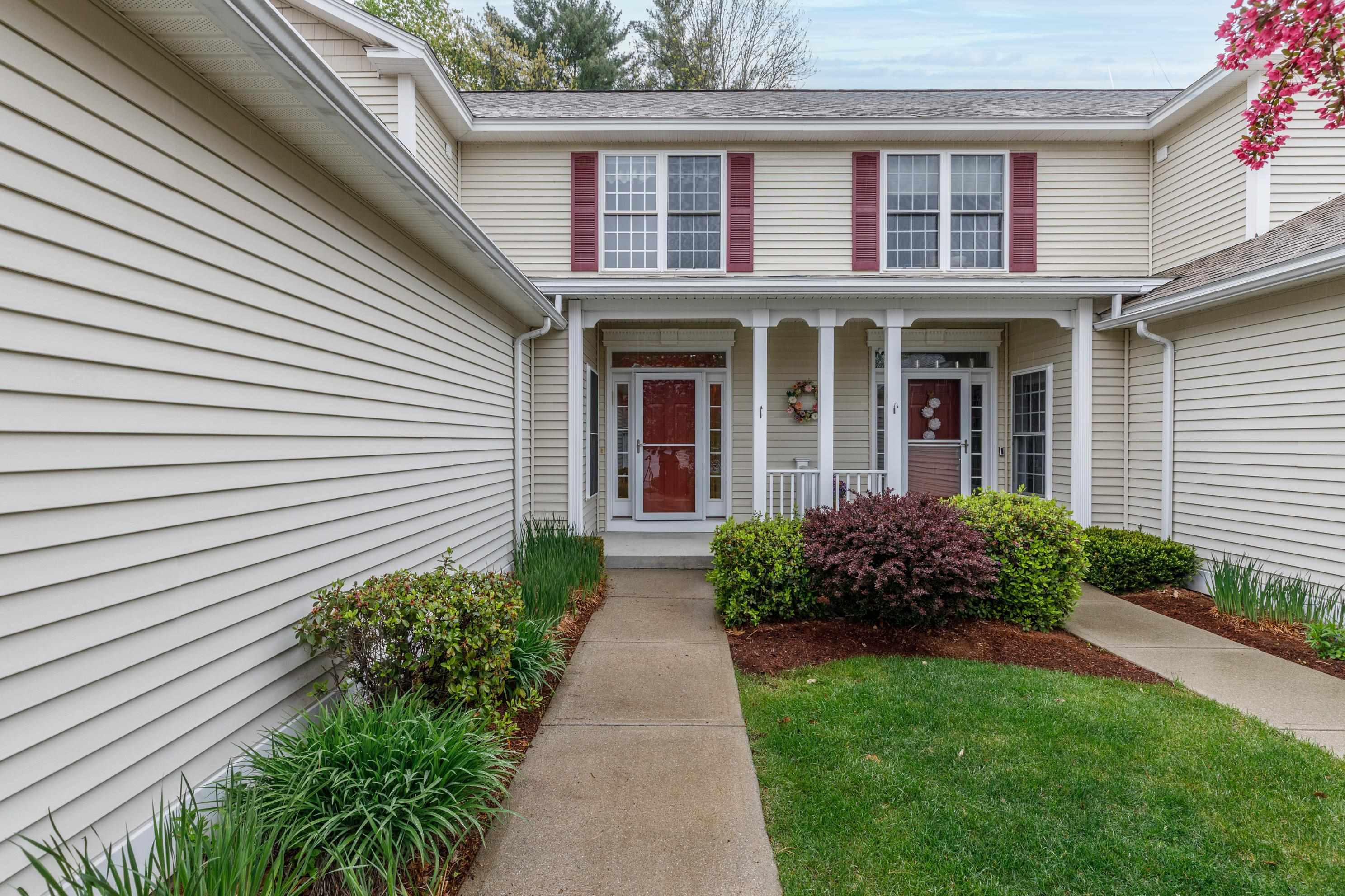 5 Lafond Ave, Hooksett, NH 03106