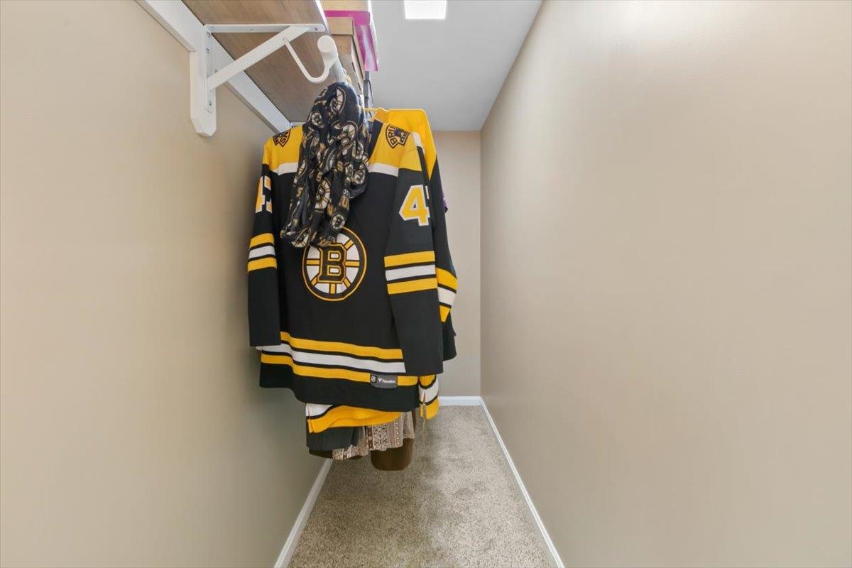10 Balsam Way, Plaistow, NH 03865