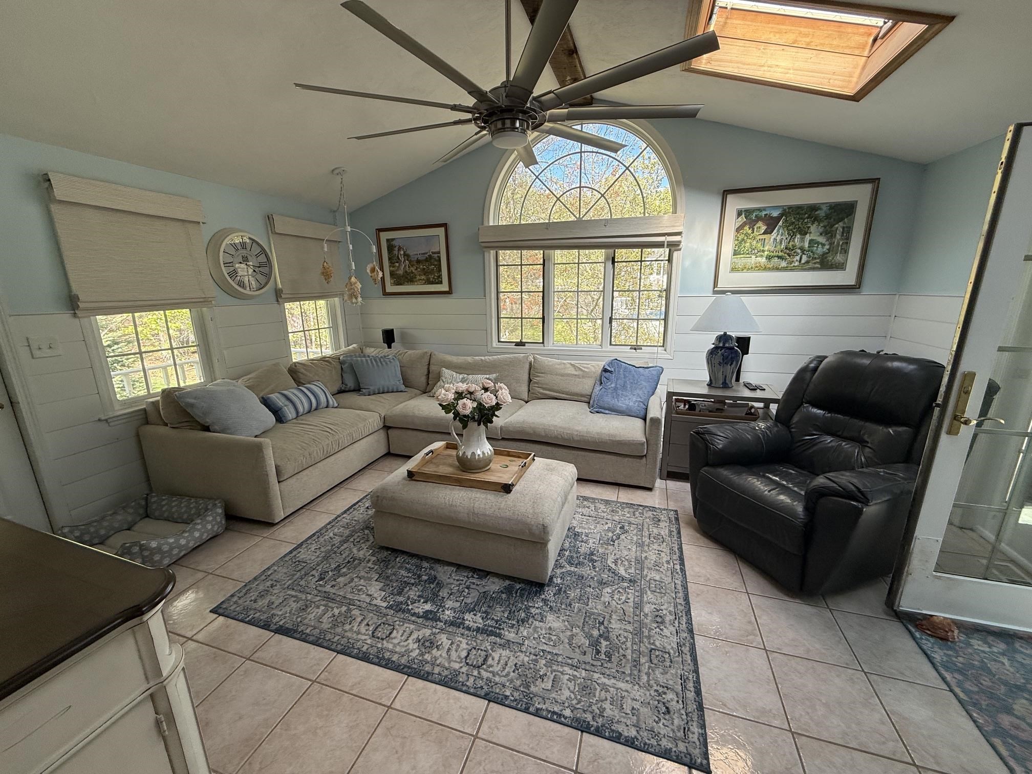190 Wyndridge Cir, Pelham, NH 03076