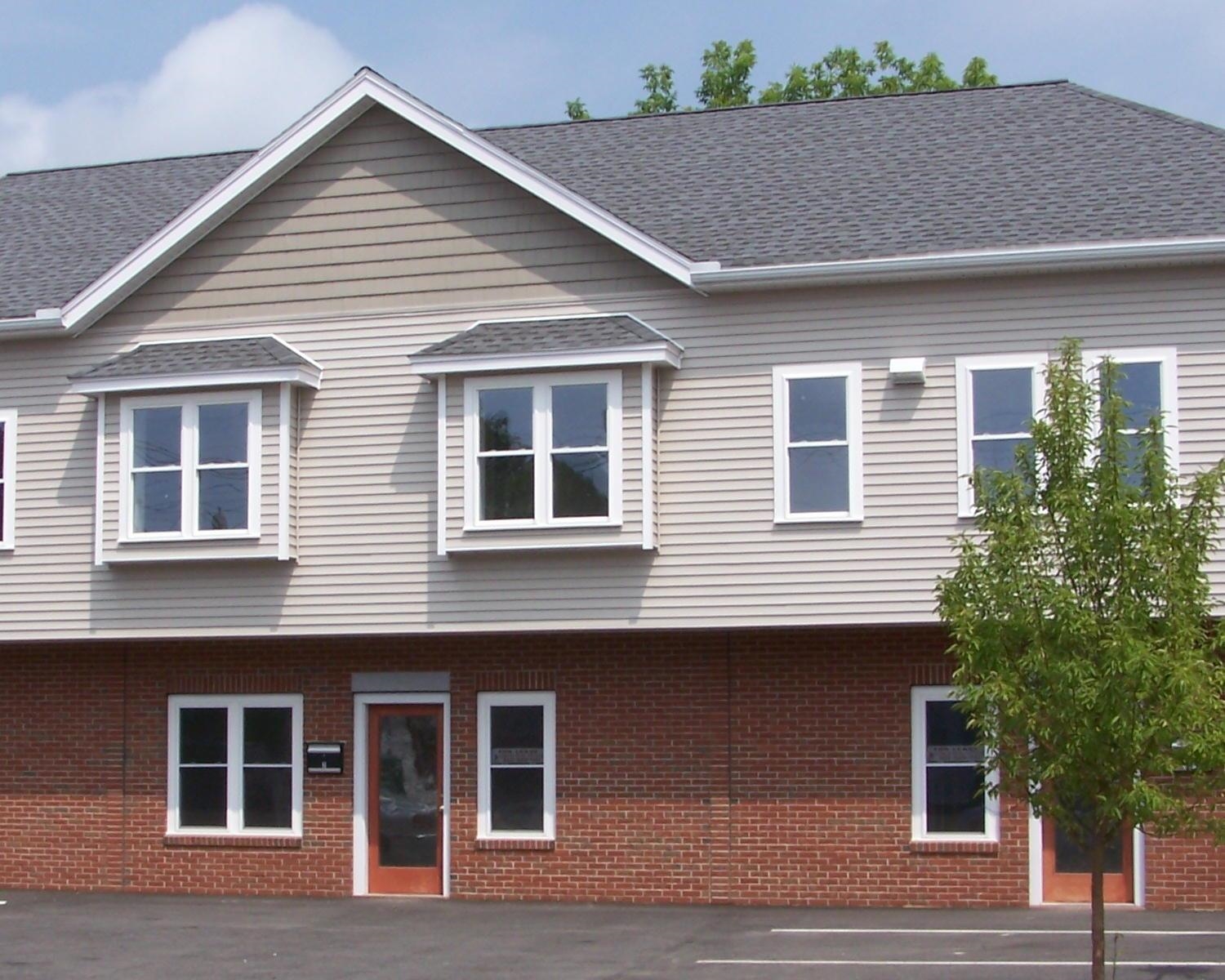 21 East Pearl St, Nashua, NH 03060