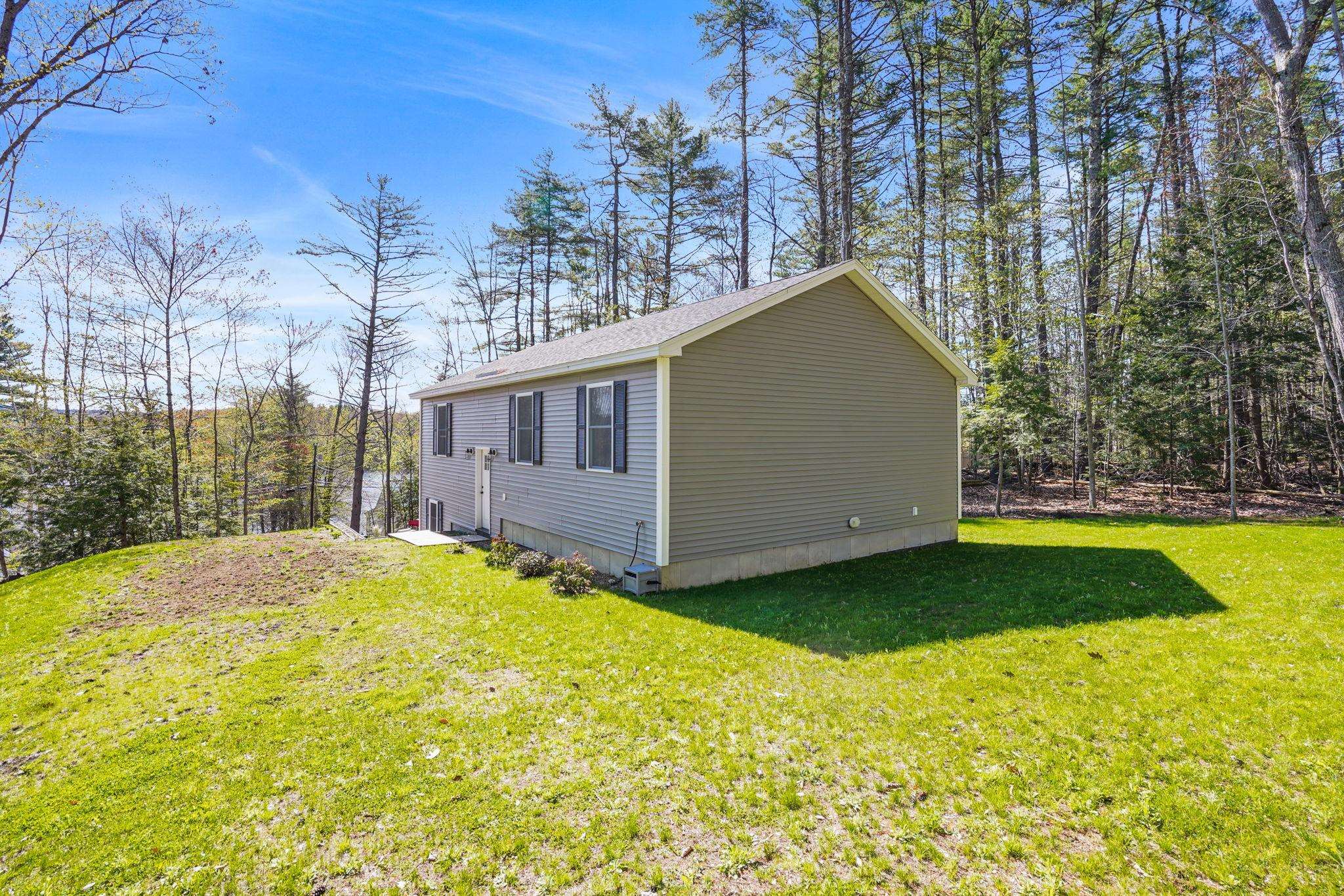 58 Damsite Rd, Barnstead, NH 03225