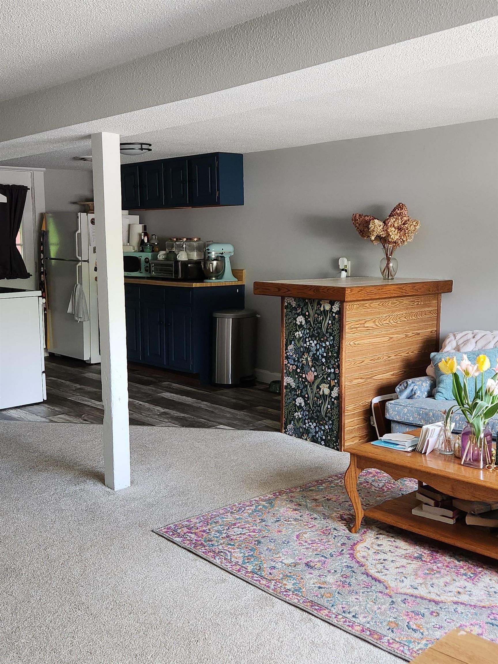 Kitchen from Entrance 25238192