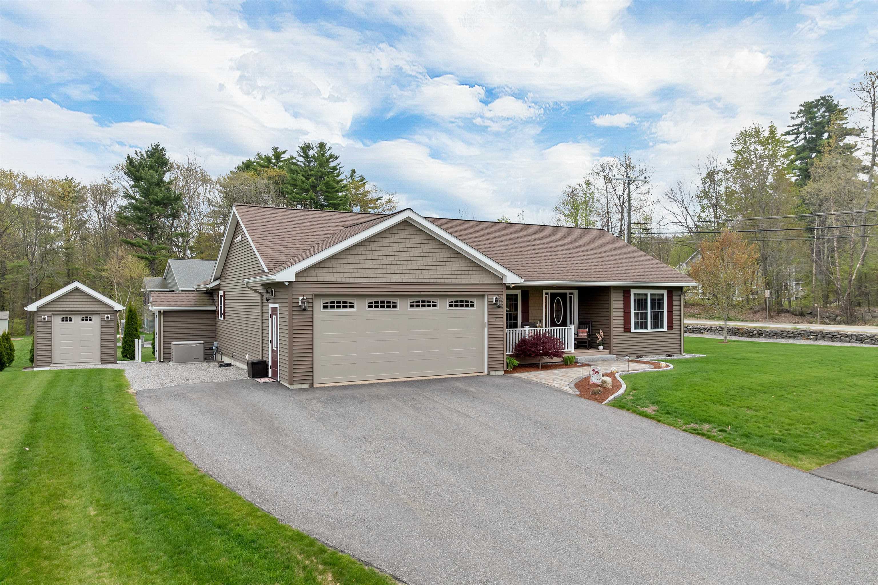 7 Pendleton Rd, Laconia, NH 03246