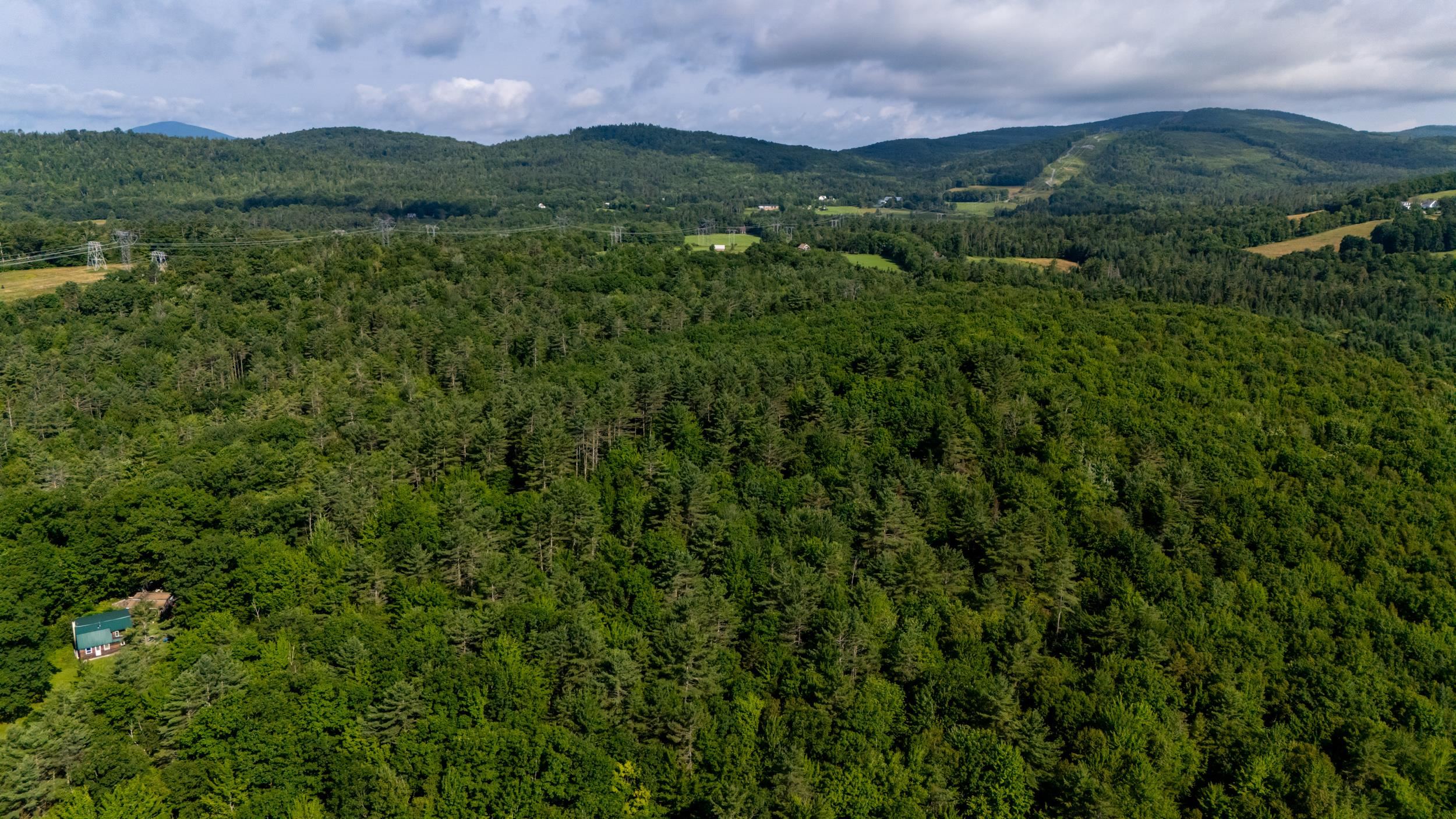 38 F Lang Rd, Bath, NH 03740