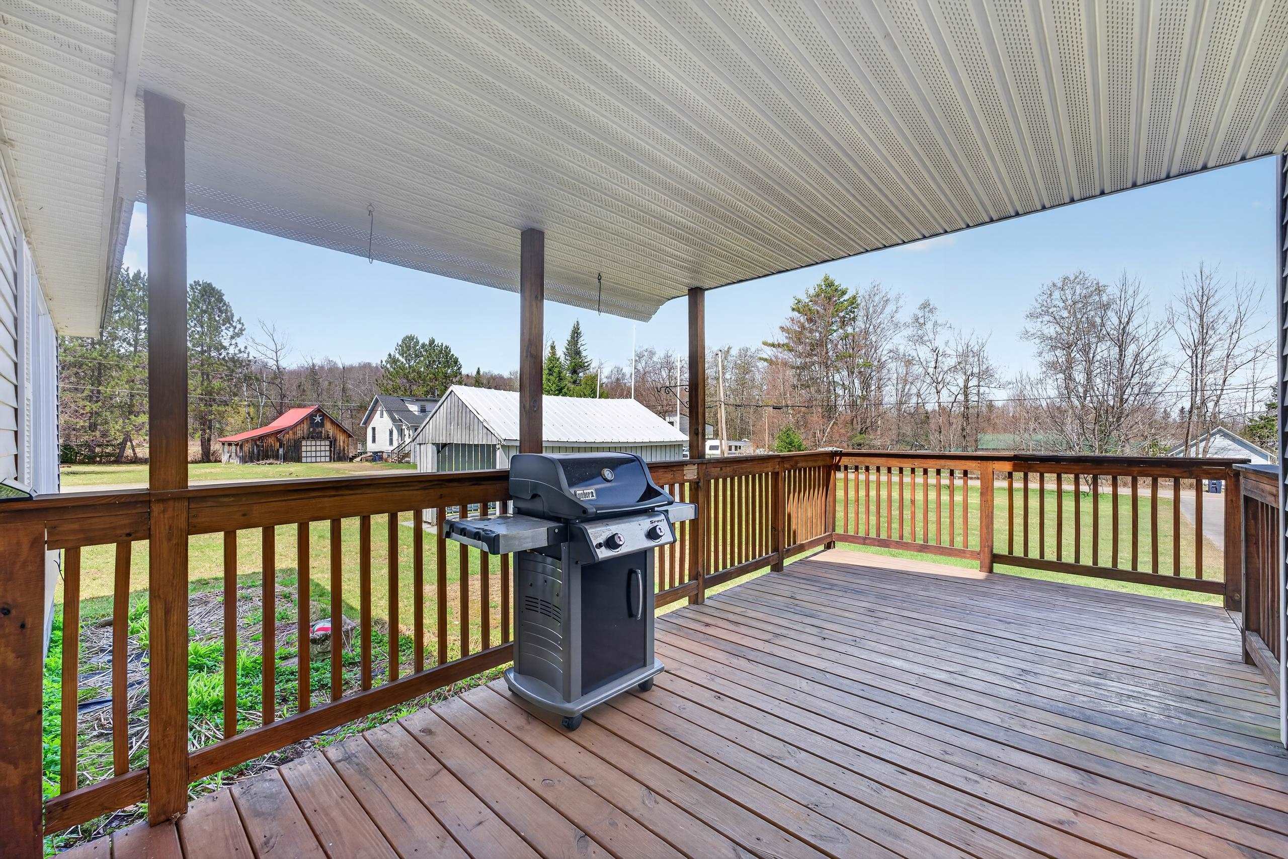 13 Harrigan St, Bethlehem, NH 03574