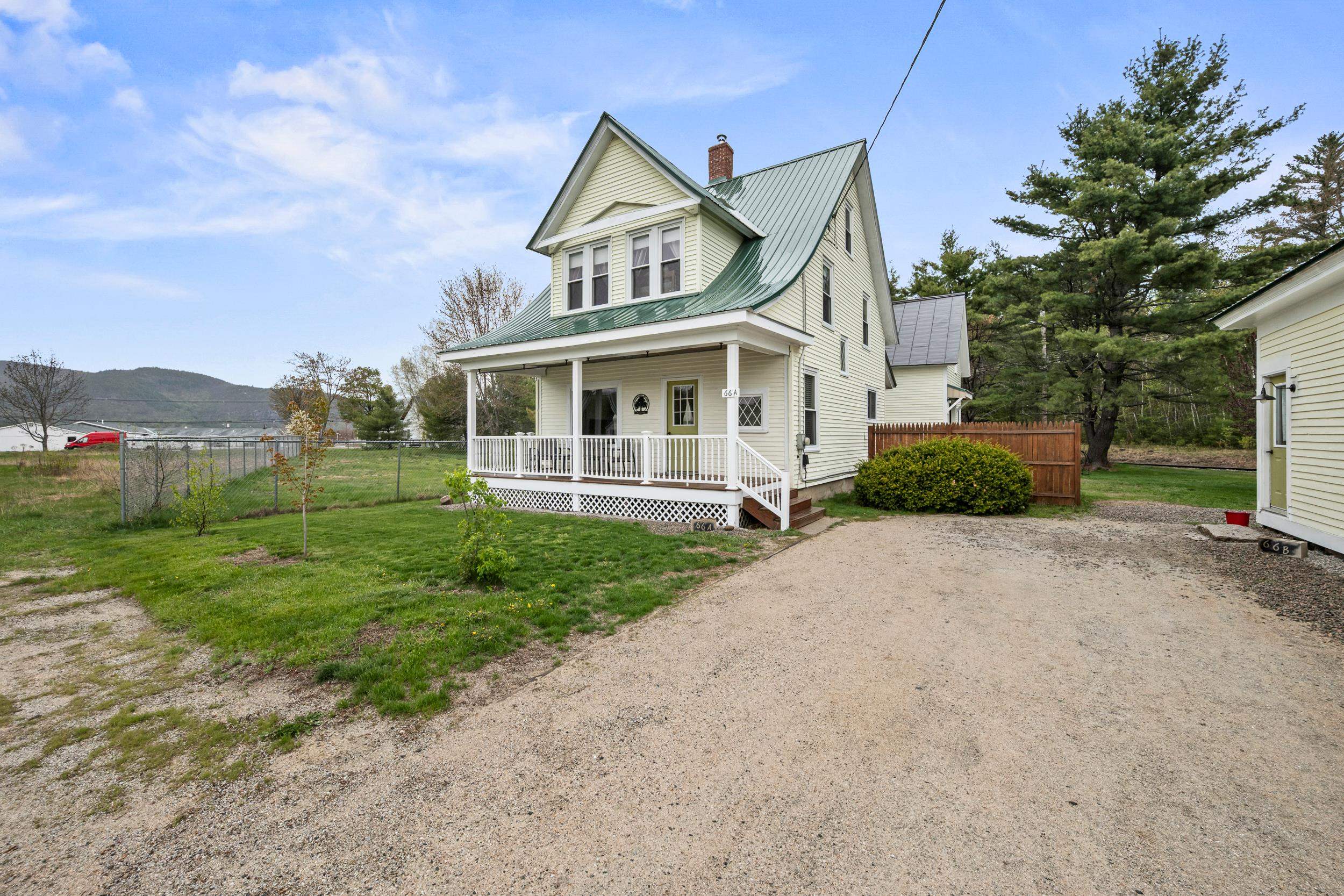 66 Intervale Crossroad #A & B, Conway, NH 03818