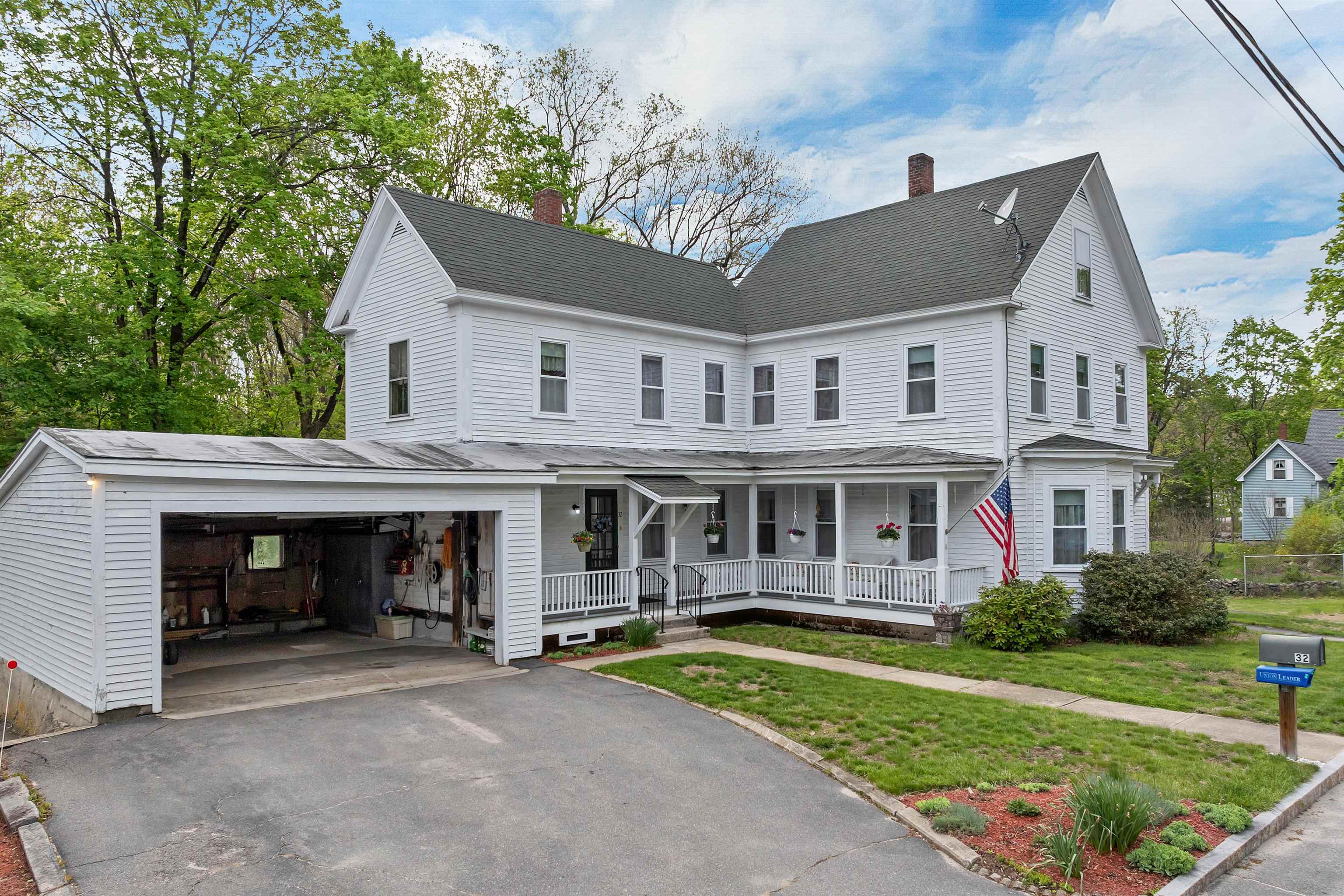 32 Dearborn St, Milford, NH 03055