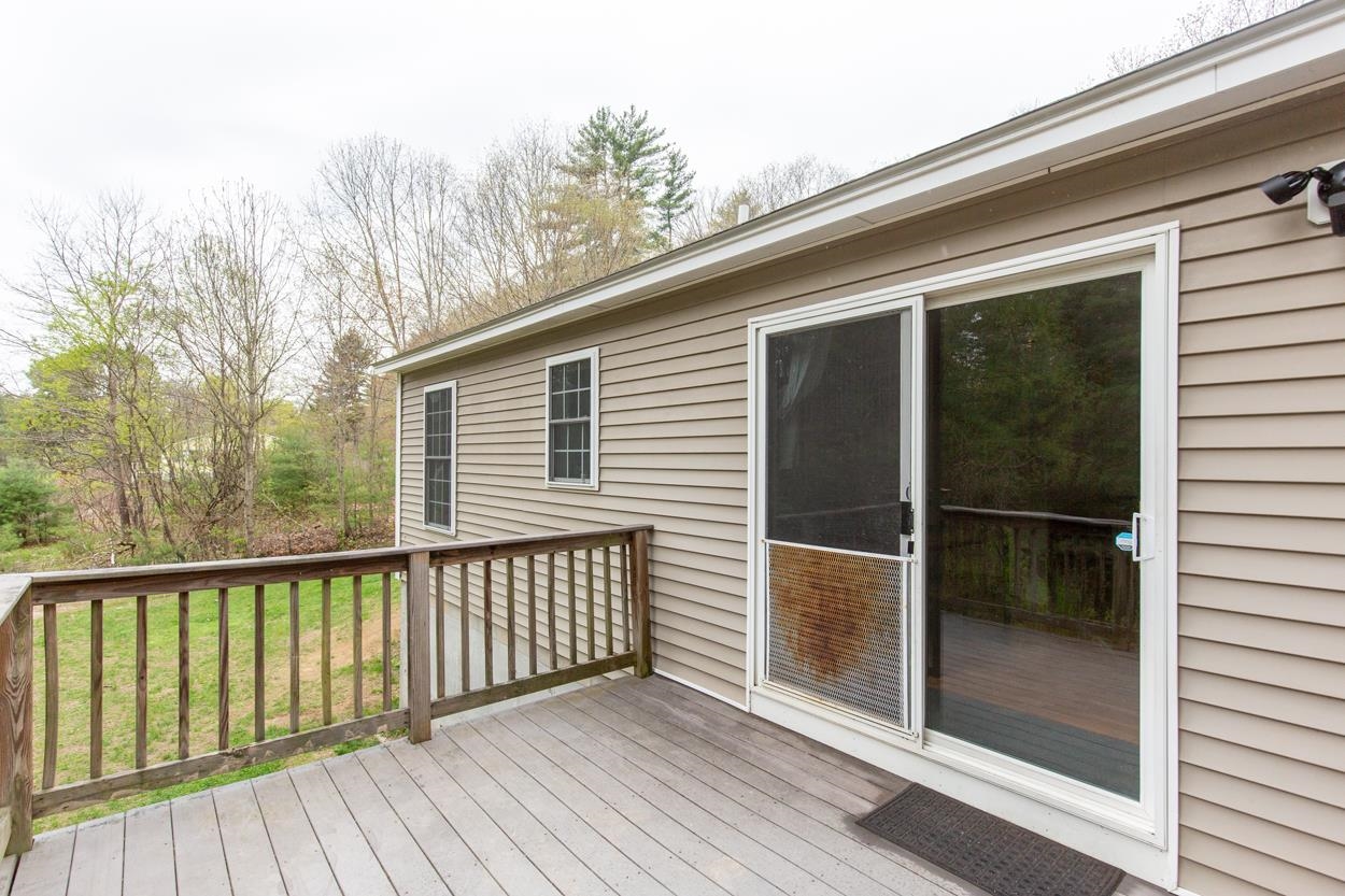 815 Bachelder Rd, Pembroke, NH 03275