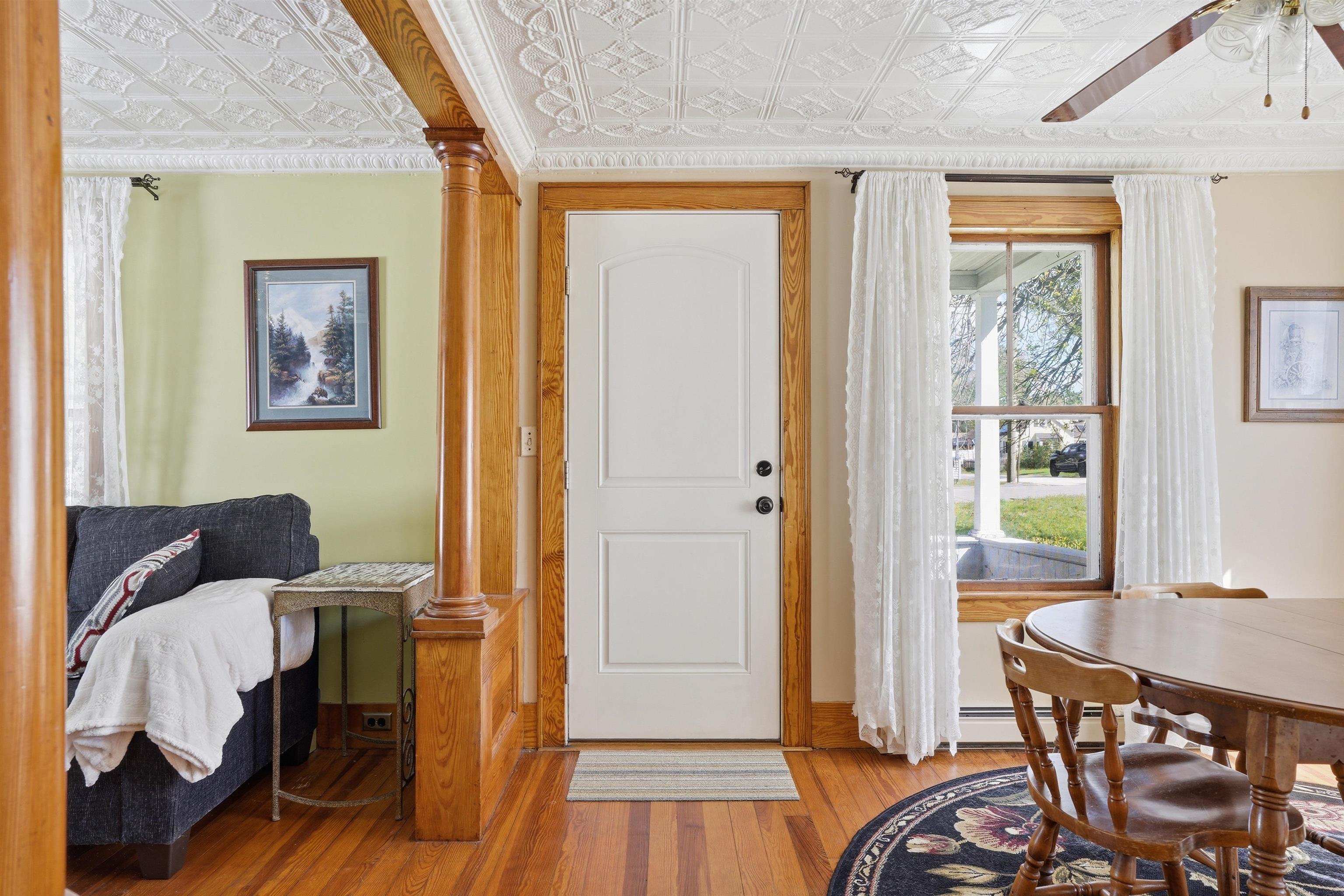 154 Oneida St, Manchester, NH 03102