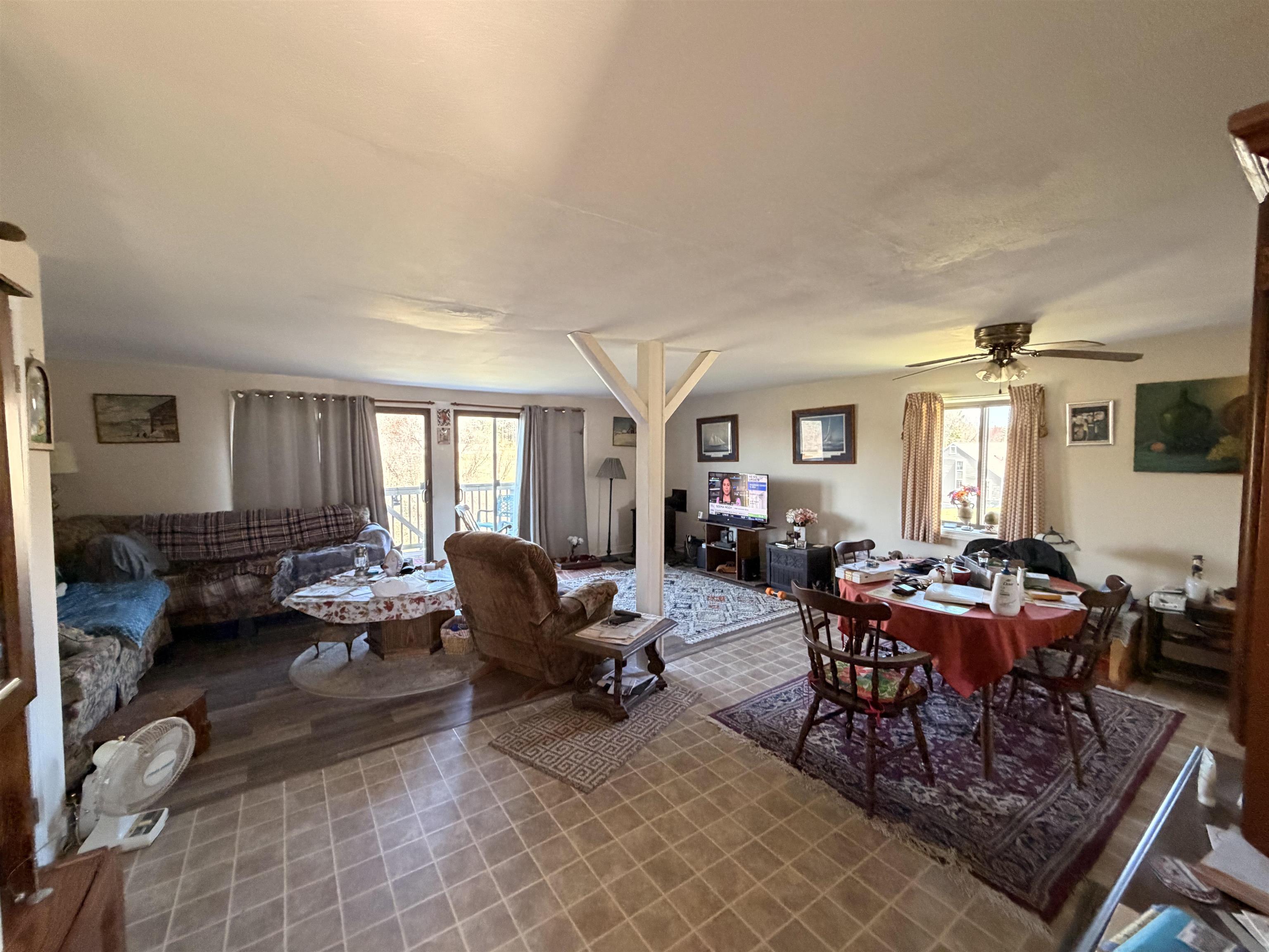 20 Pendleton Ln, Londonderry, NH 03053