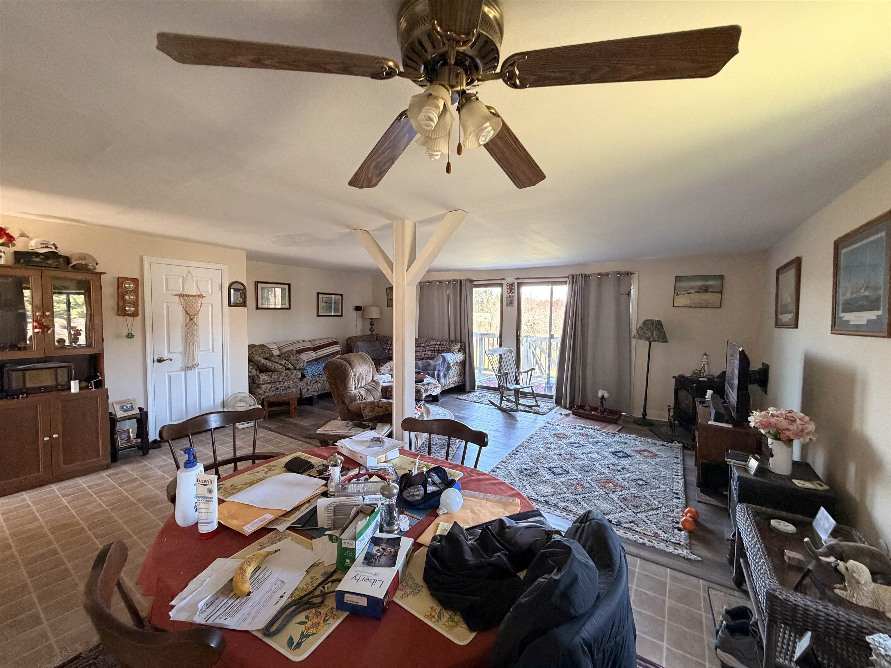 20 Pendleton Ln, Londonderry, NH 03053