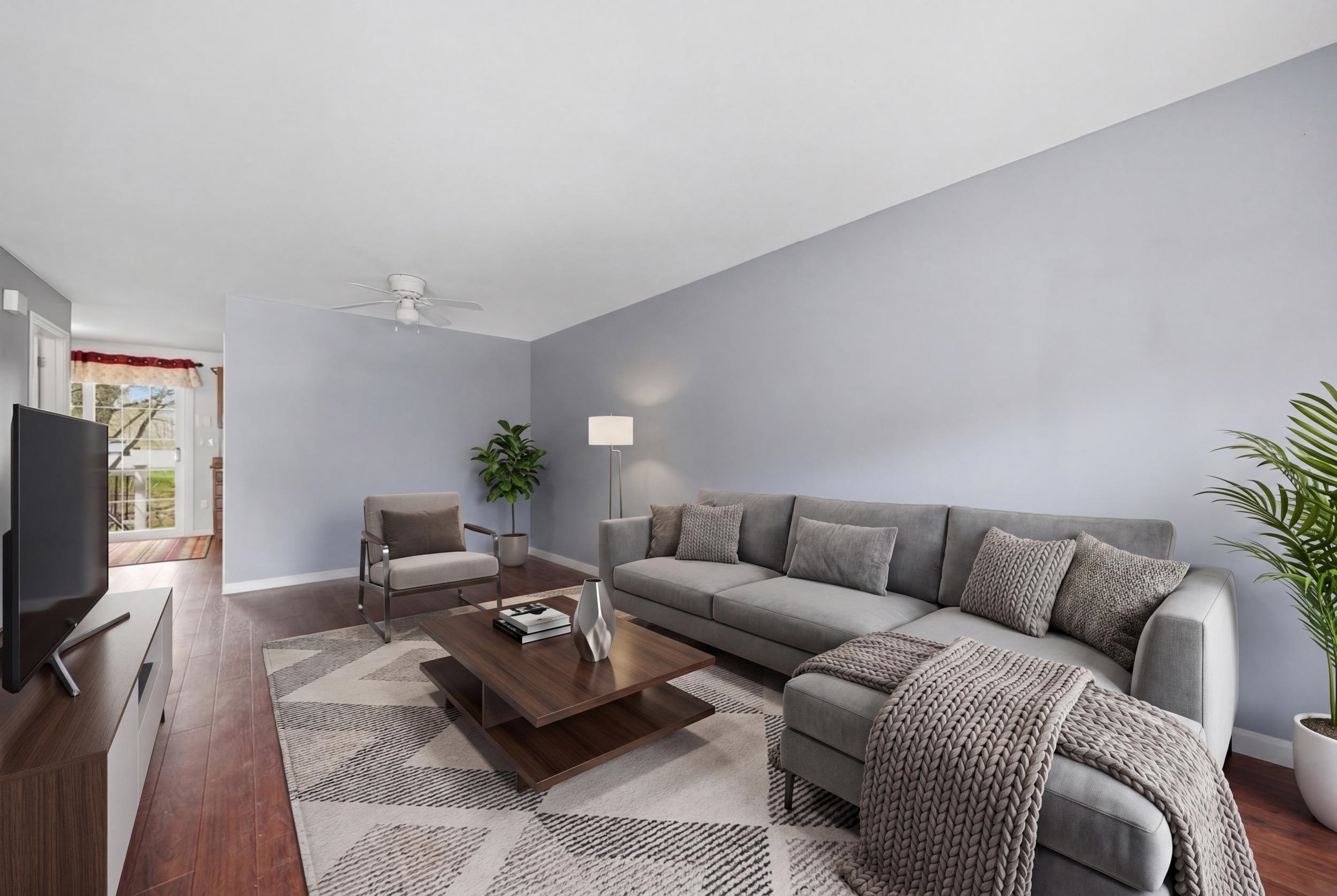 7 Sundown Dr #A, Derry, NH 03038
