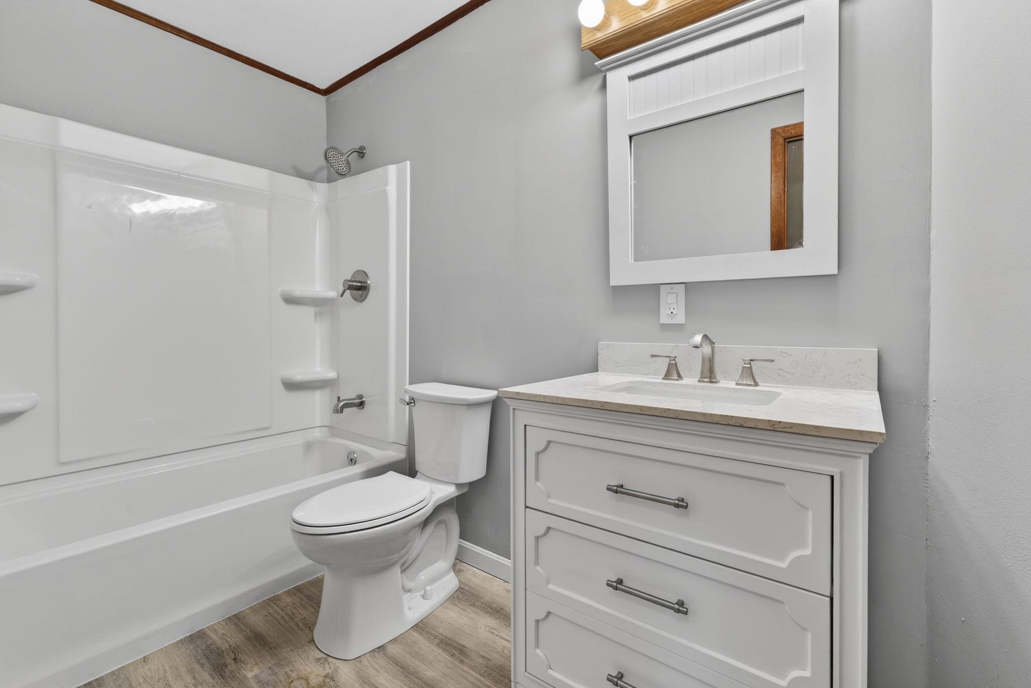 414 Fremont Rd, Chester, NH 03036