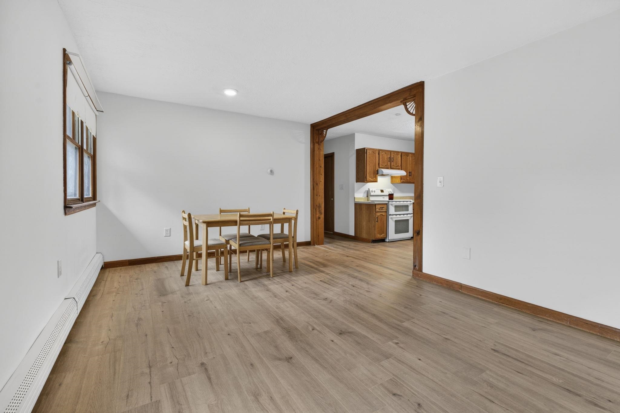 414 Fremont Rd, Chester, NH 03036