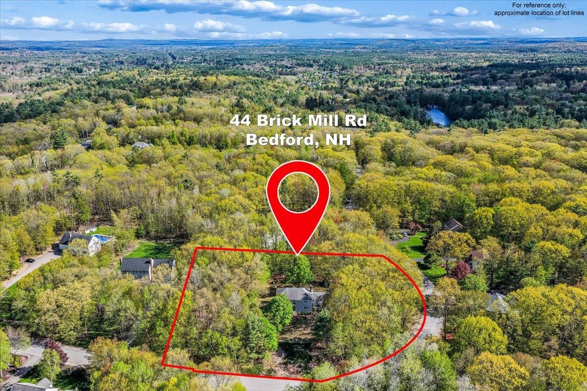 44 Brick Mill Rd, Bedford, NH 03110