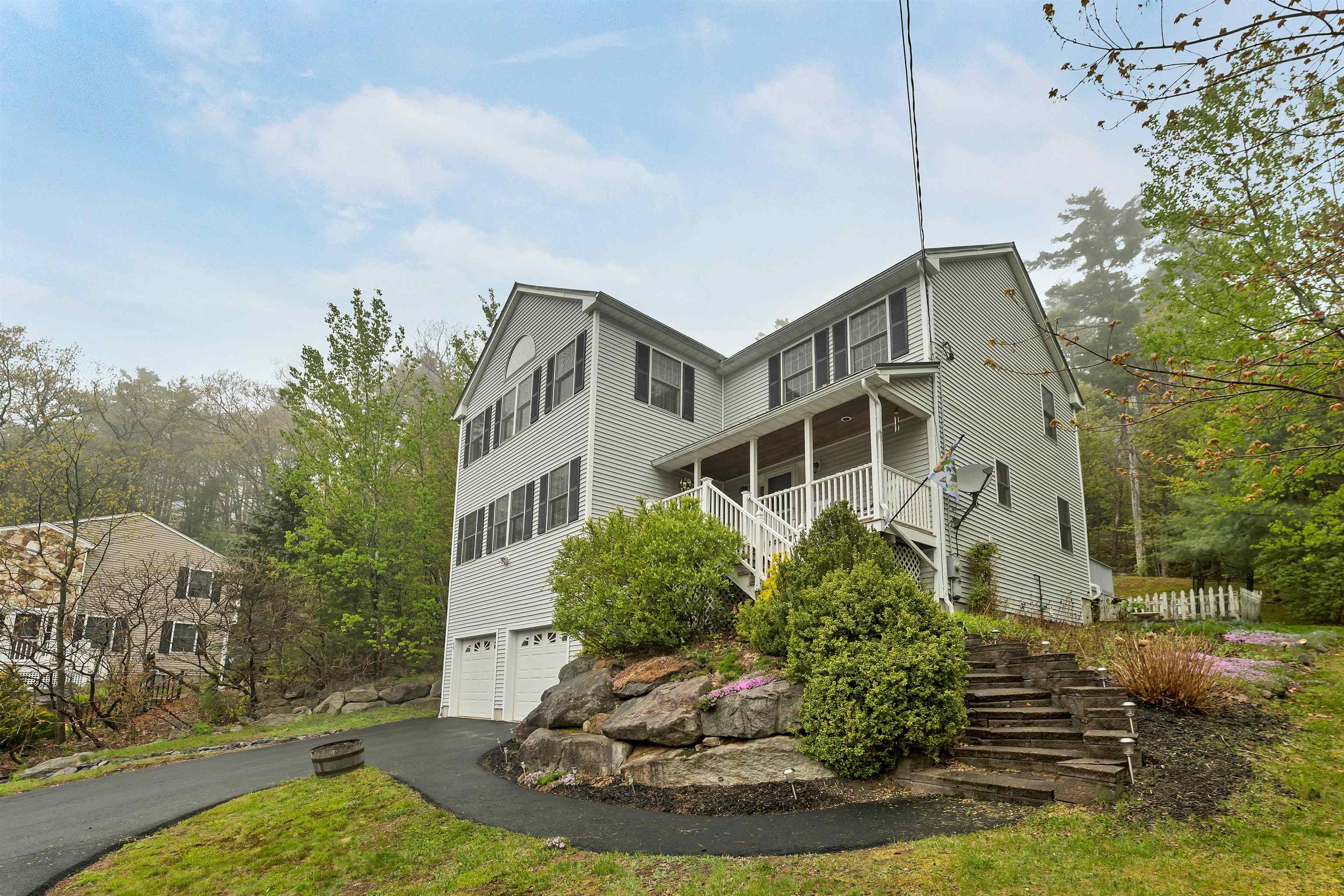 48 Deer Run Ln, Gilford, NH 03249