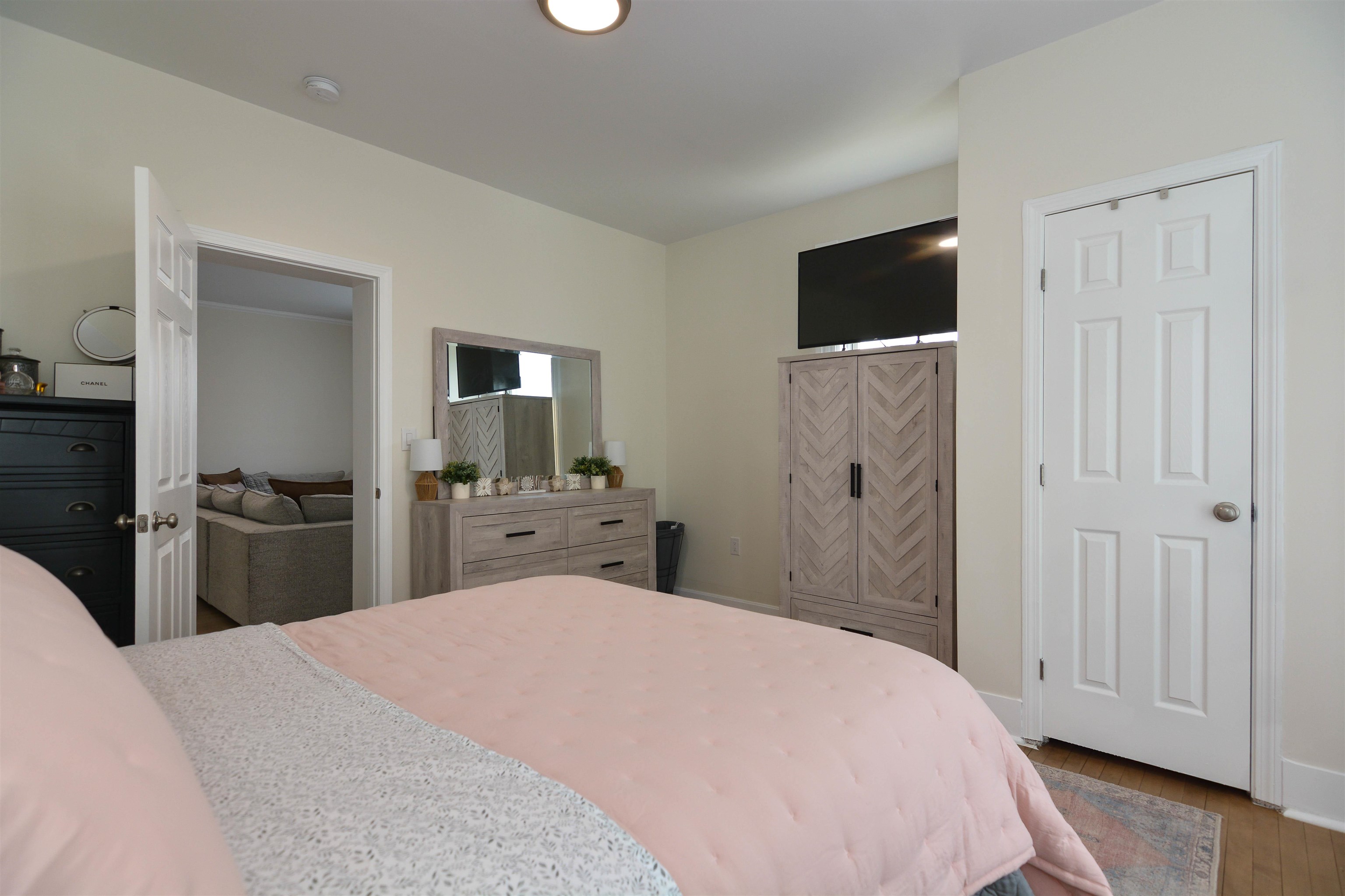 493 Manchester St, Manchester, NH 03103