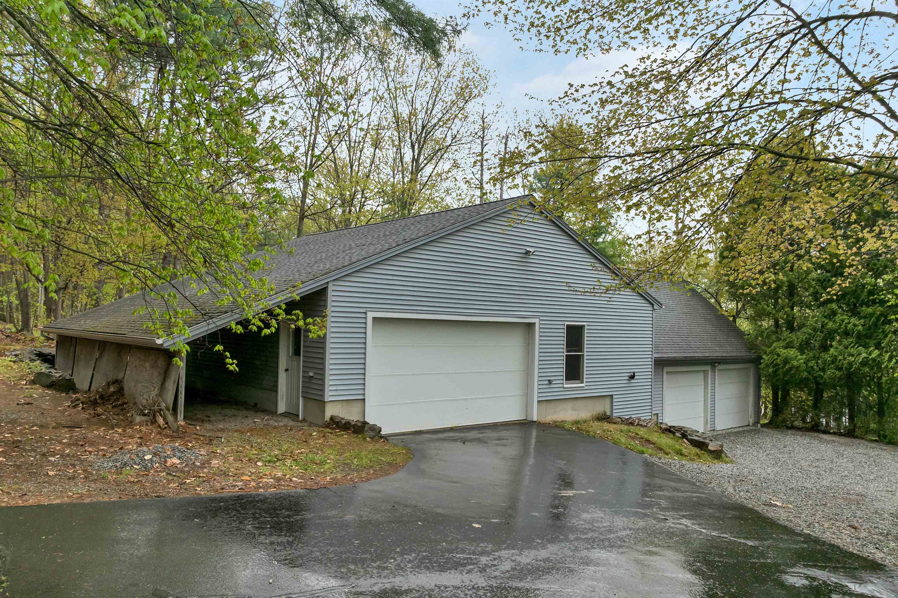 2 Blue Heron Ln, Deerfield, NH 03037