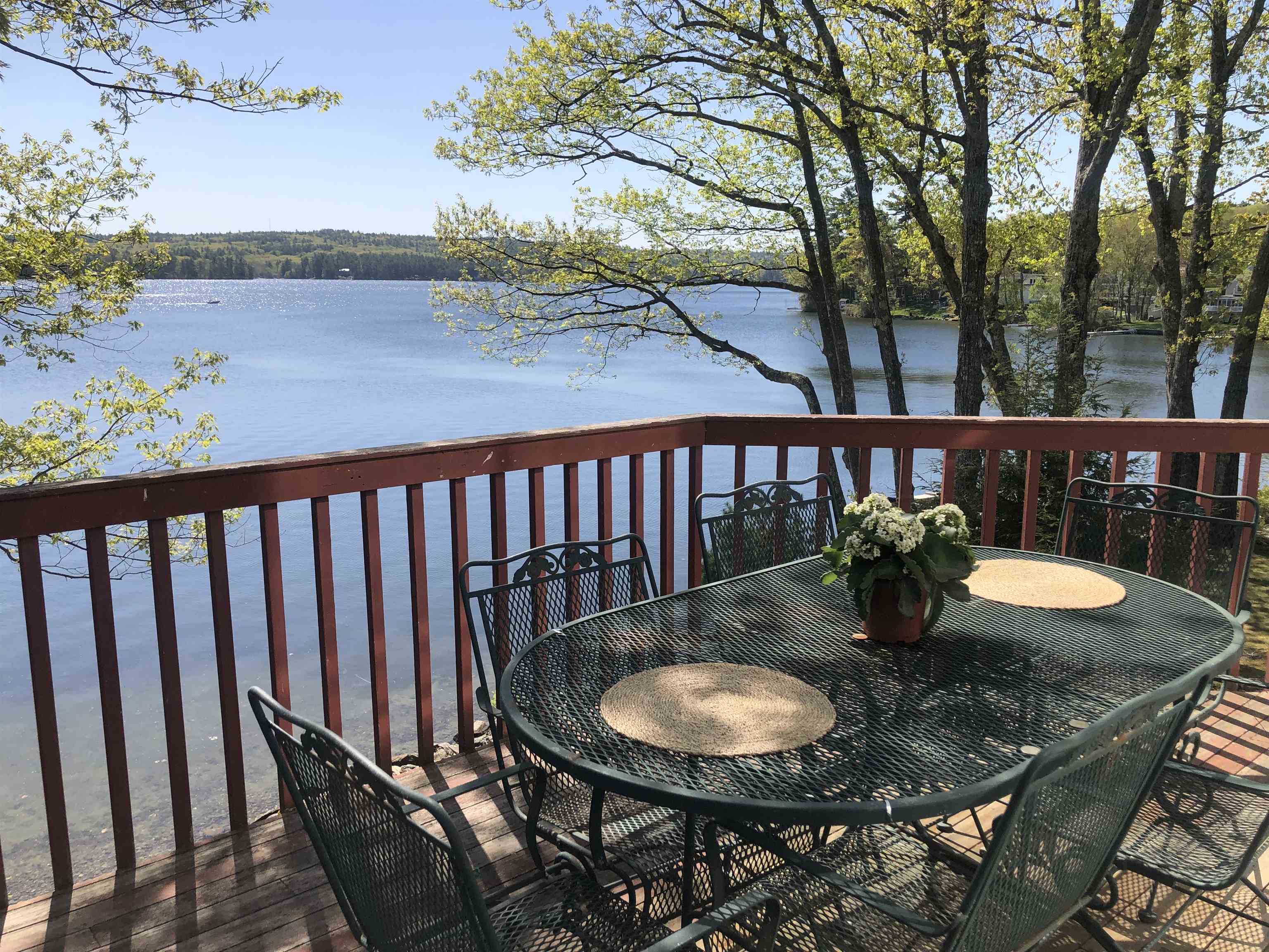 2 Blue Heron Ln, Deerfield, NH 03037