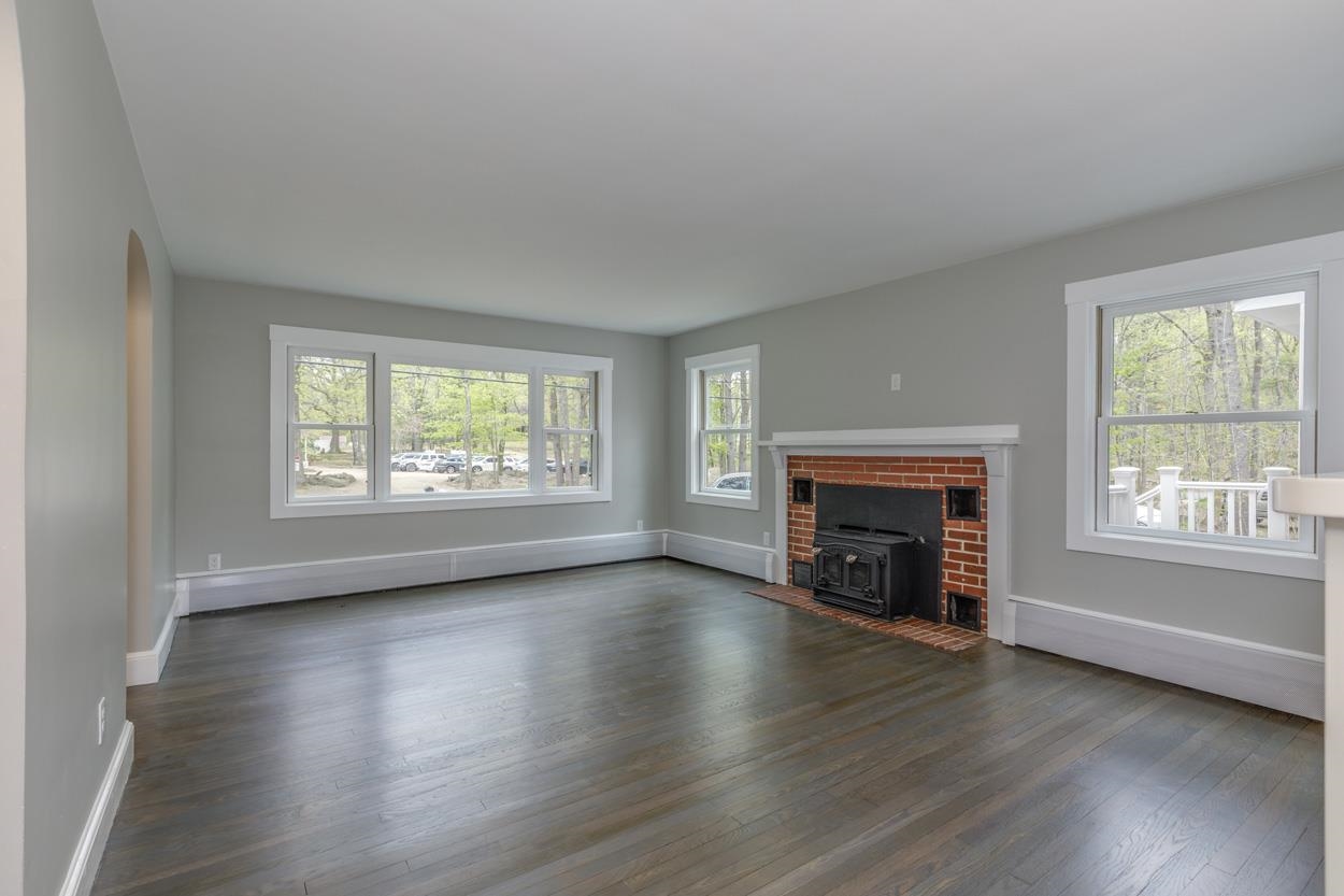 50 Piscataqua Rd, Dover, NH 03820