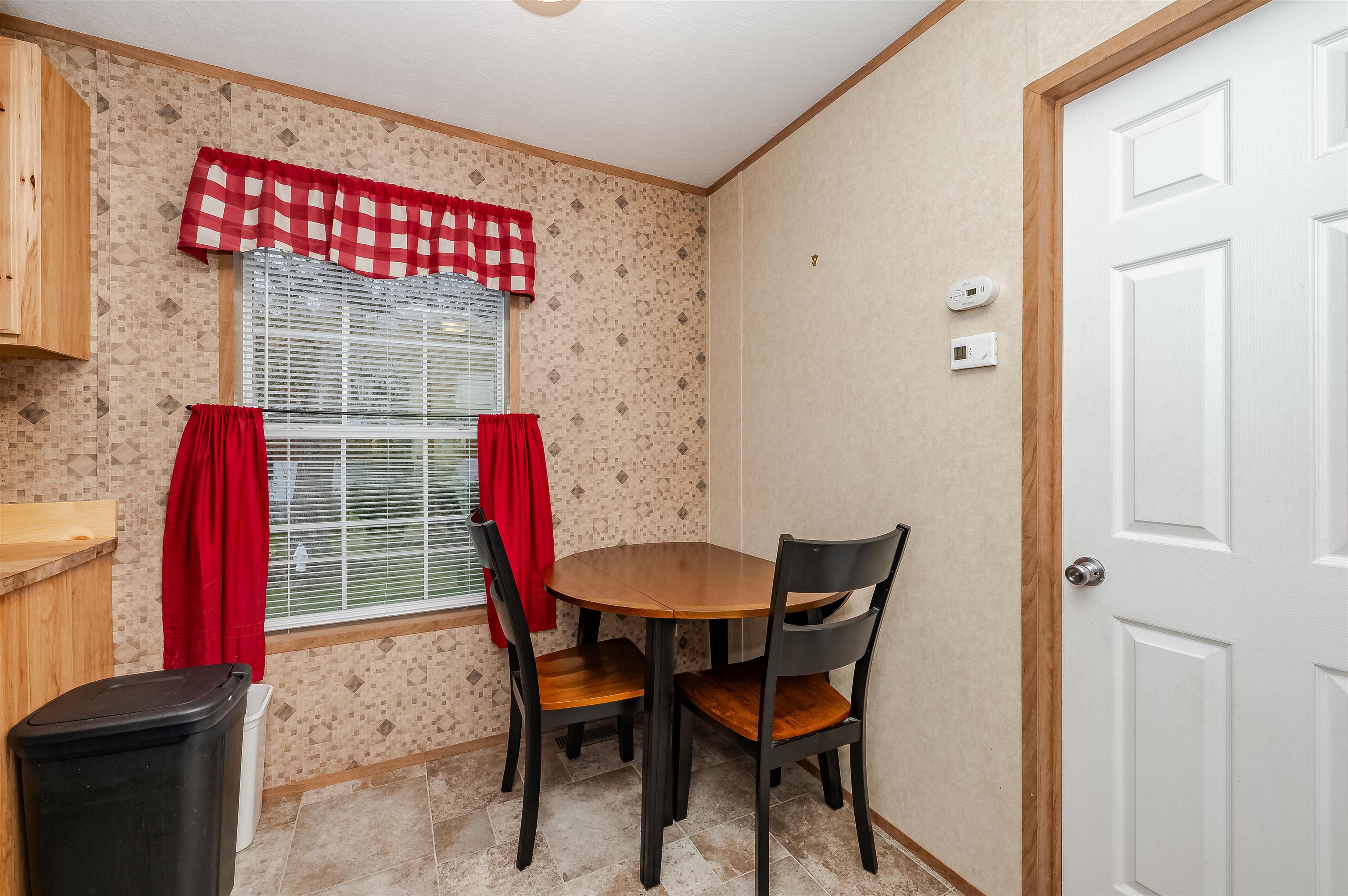 7 D'amours Ave, Rochester, NH 03839
