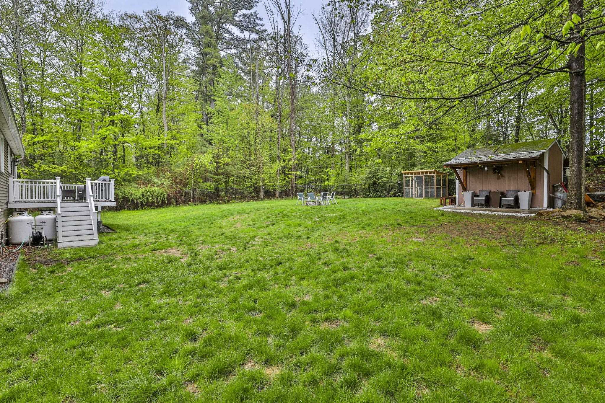 336 New Boston Rd, Bedford, NH 03110
