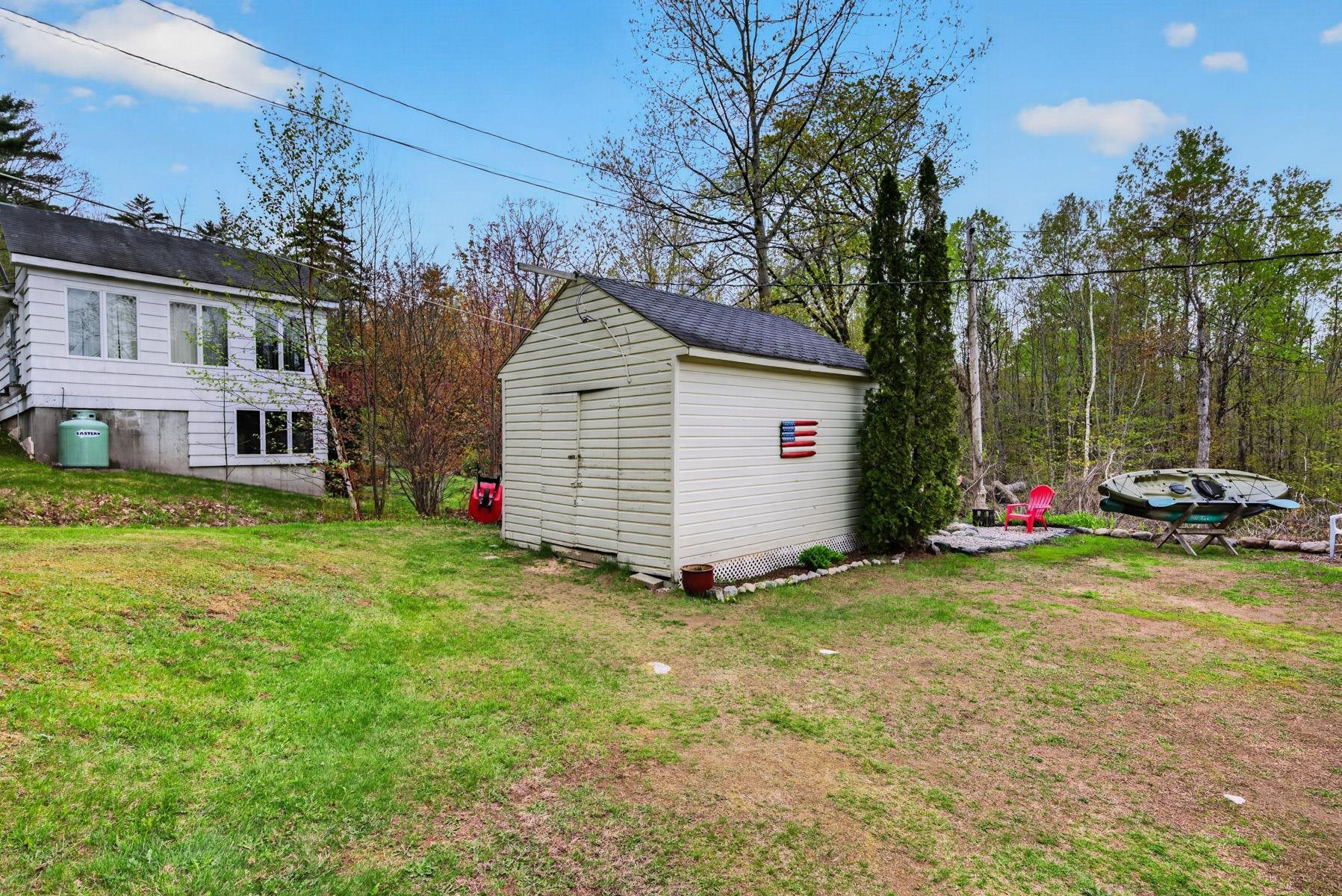 94 Bonnyman Rd, Effingham, NH 03882