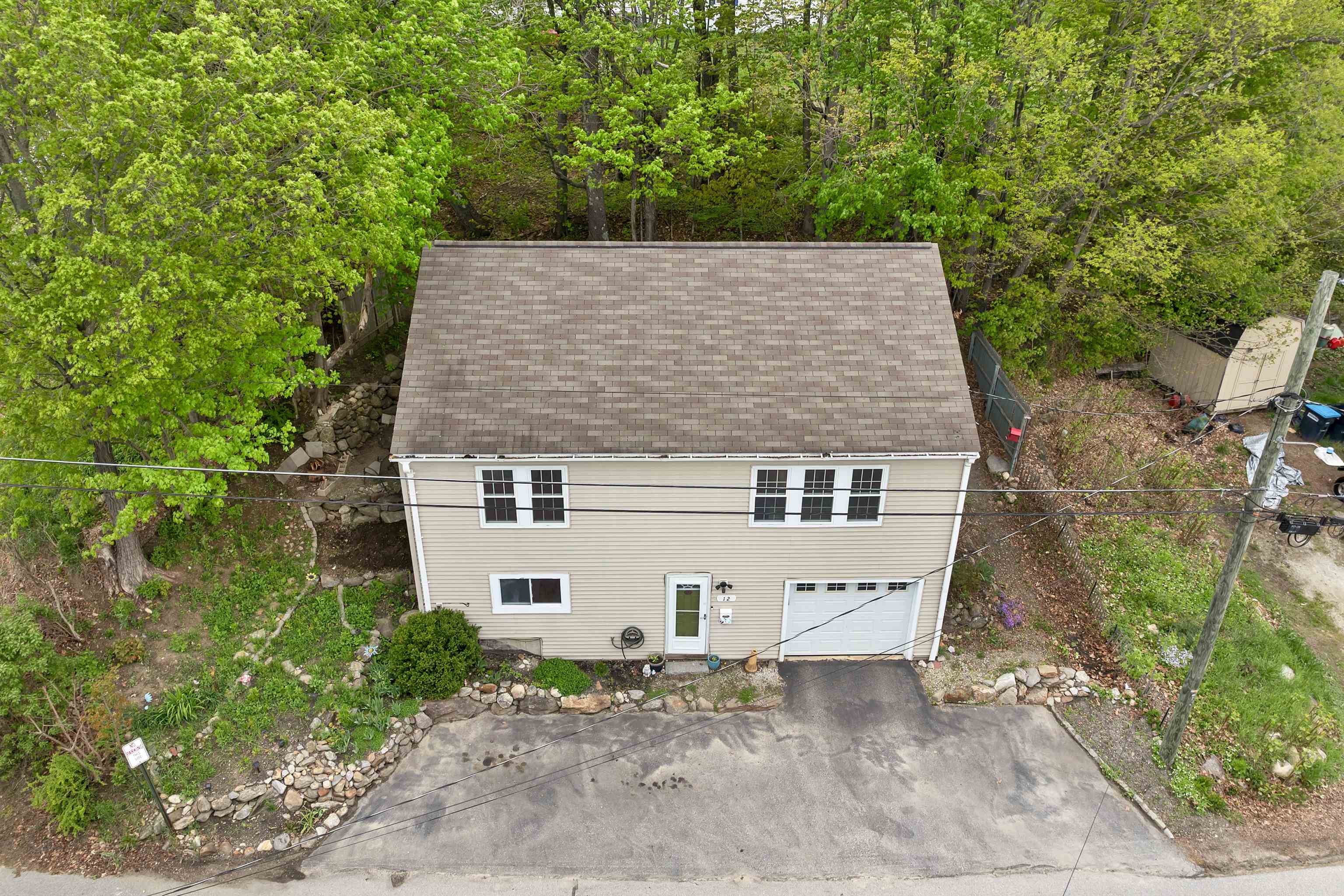 12 Watson St, Pittsfield, NH 03263