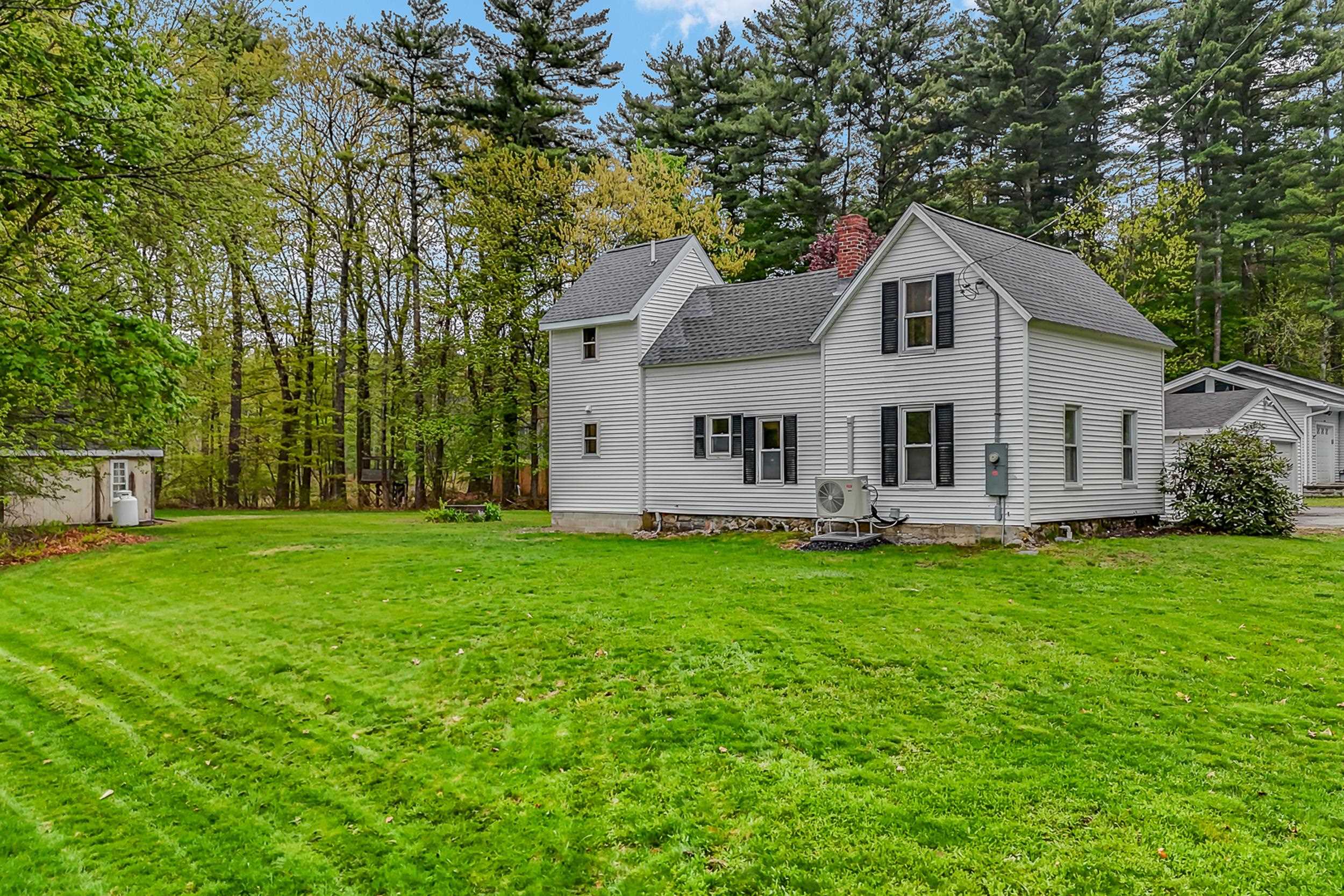 1299 Lake Shore Rd, Manchester, NH 03109
