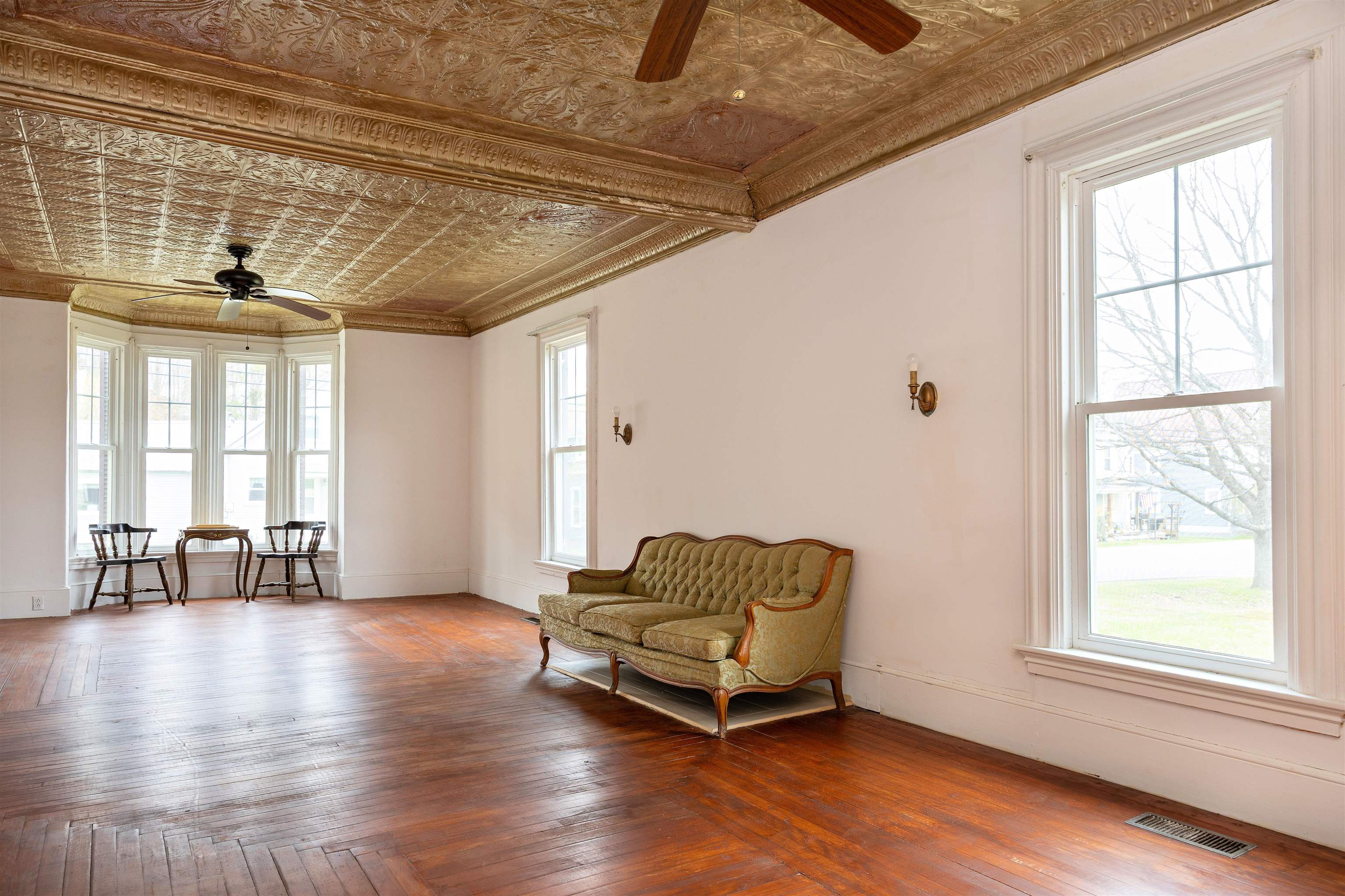 44 Elm St, Lancaster, NH 03854