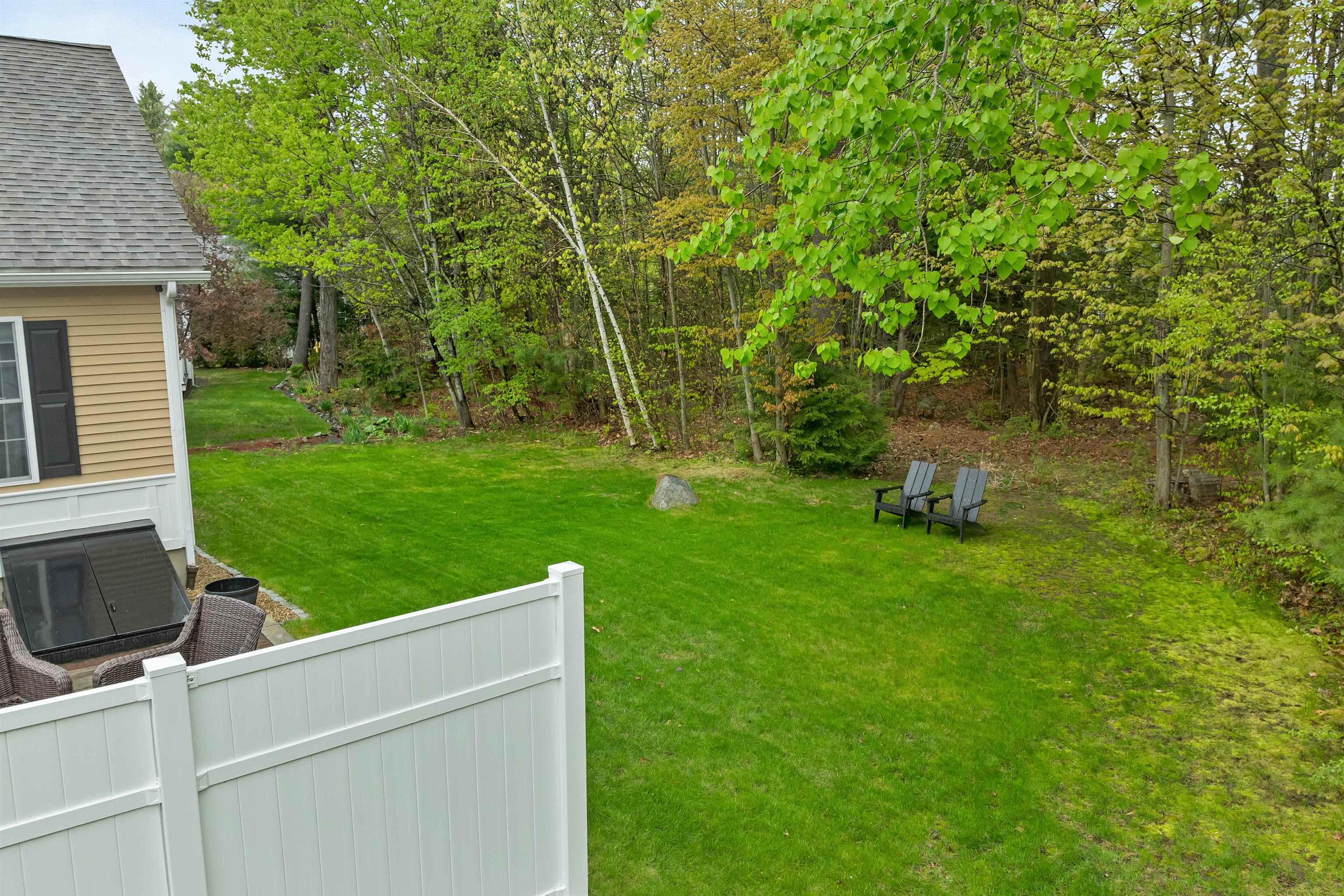 29 Natures View Dr, Laconia, NH 03246