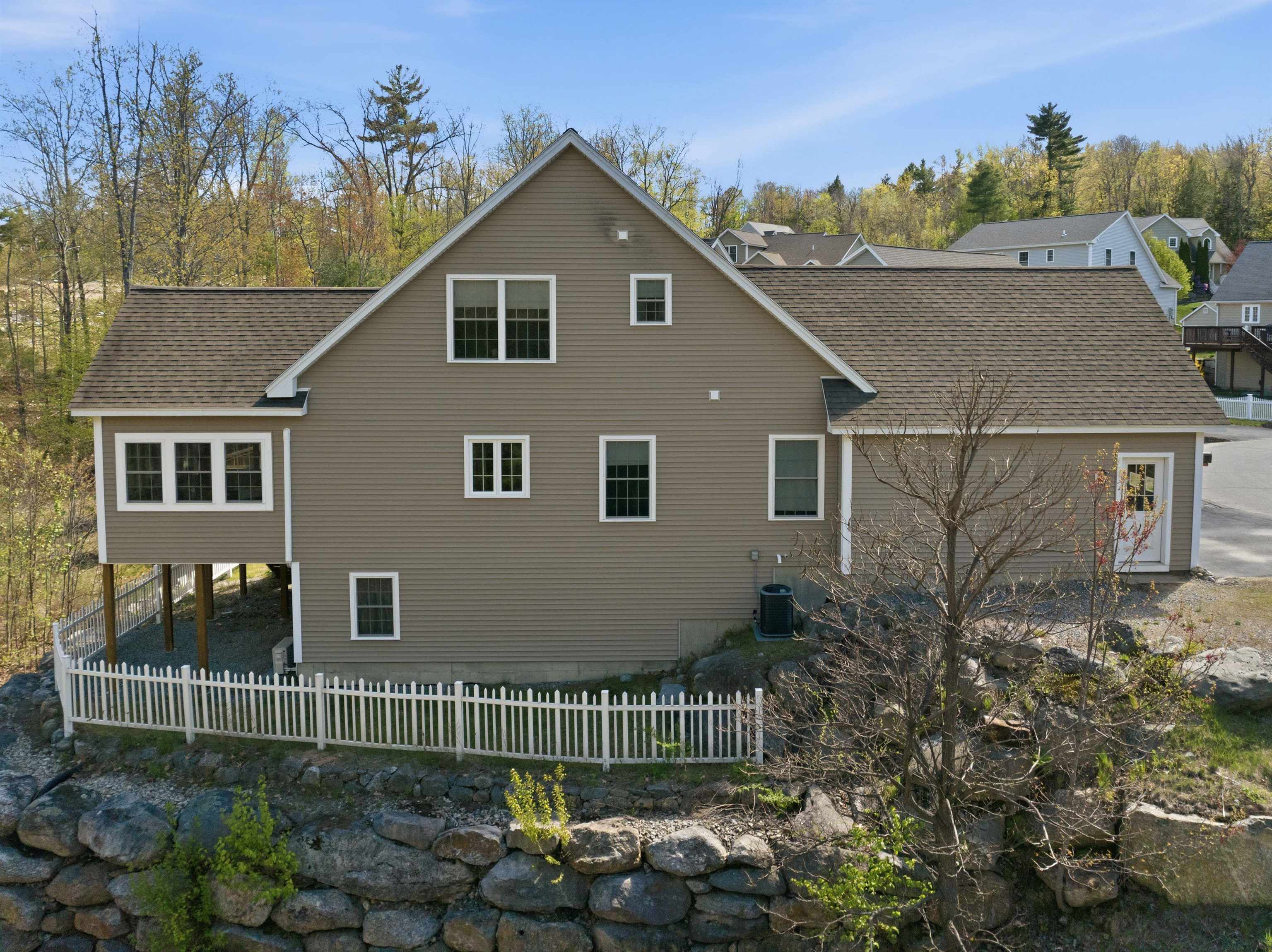 29 Butternut Ln, Laconia, NH 03246