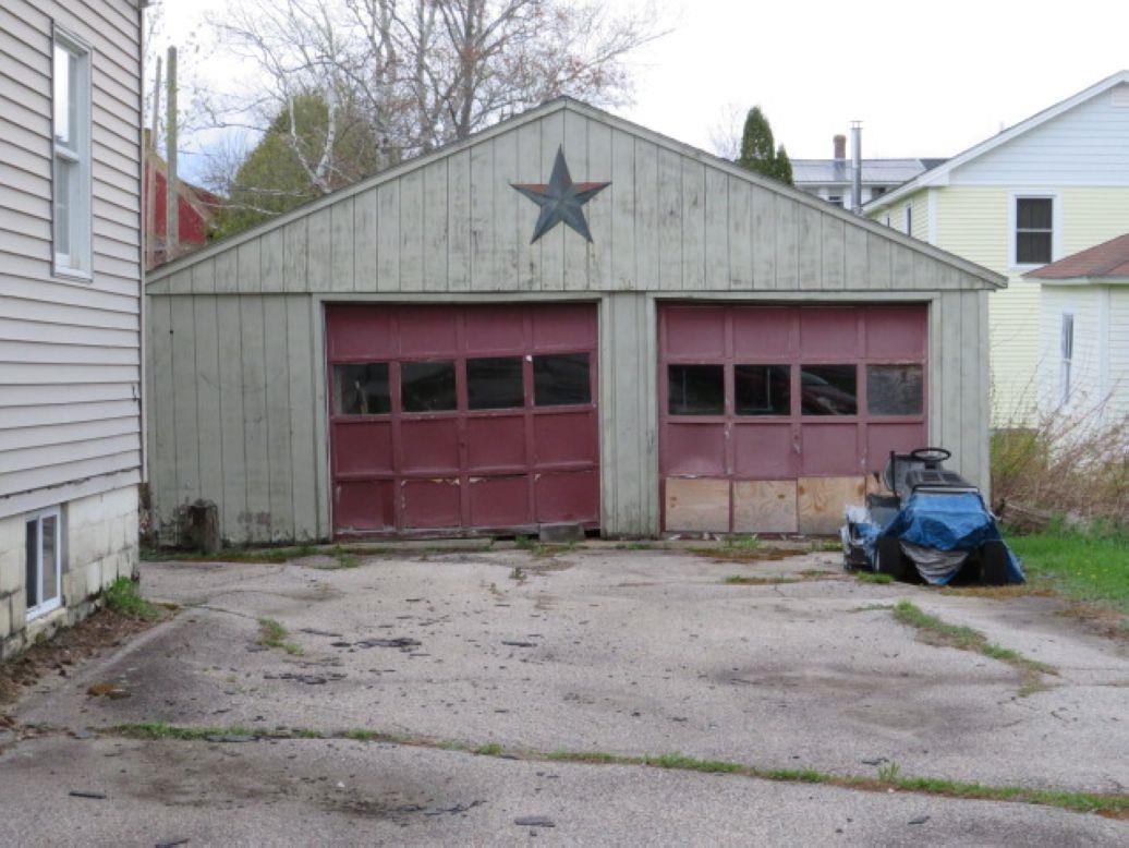 25 Turcotte St, Berlin, NH 03570